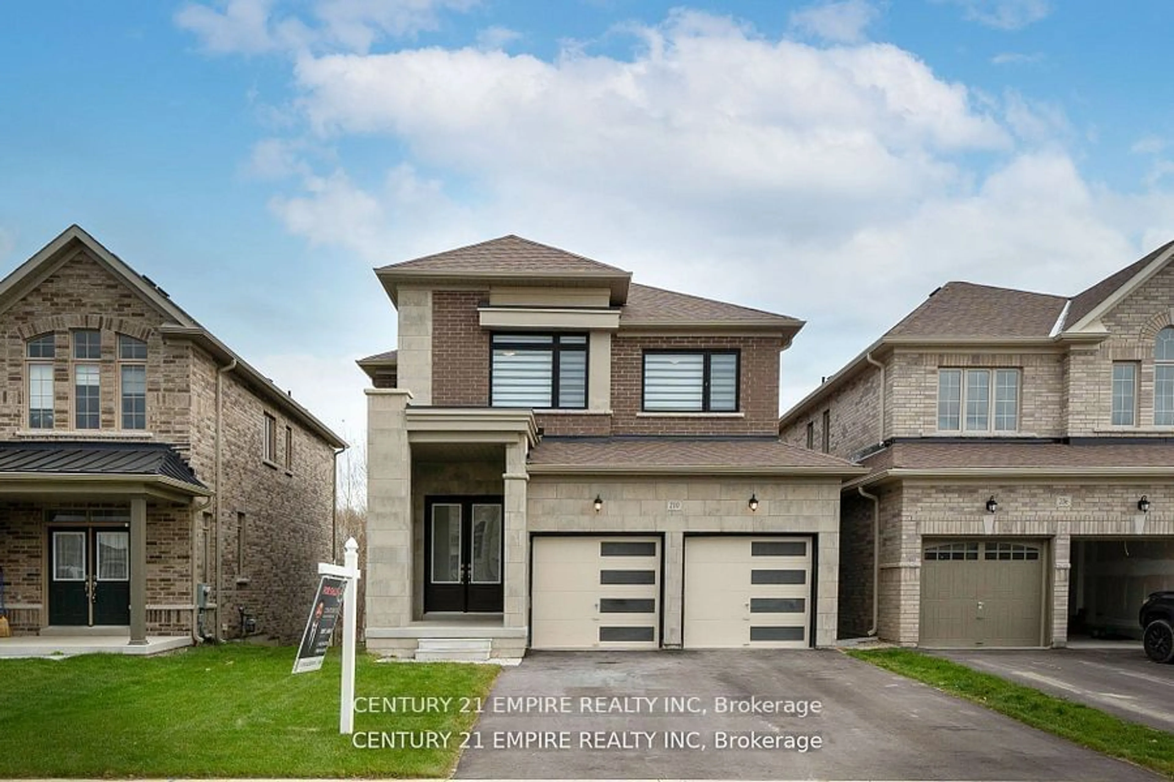 Home with brick exterior material, street for 210 Ferragine Cres, Bradford West Gwillimbury Ontario L3Z 4B4