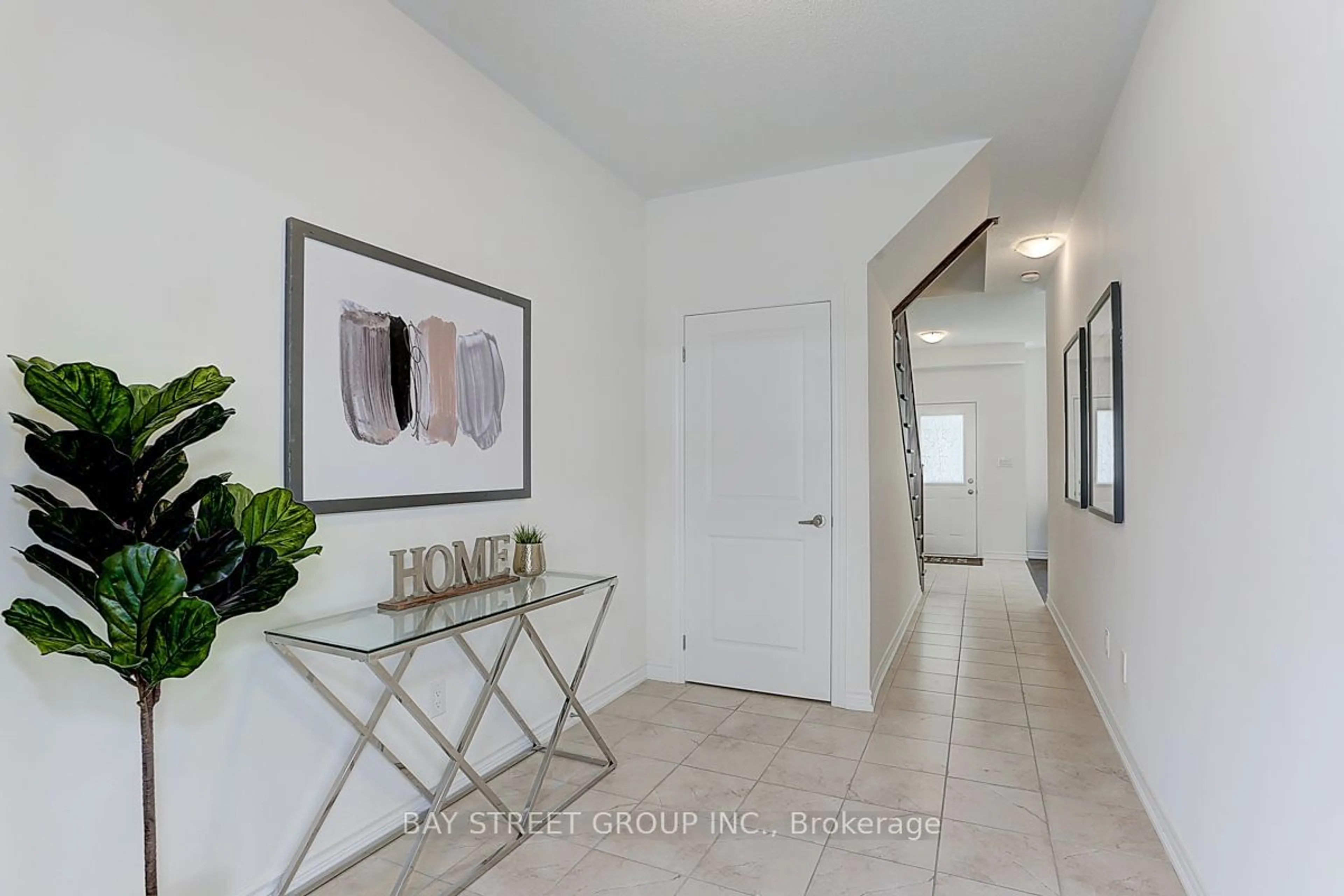 Indoor entryway for 76 Chicago Lane, Markham Ontario L6E 0V6