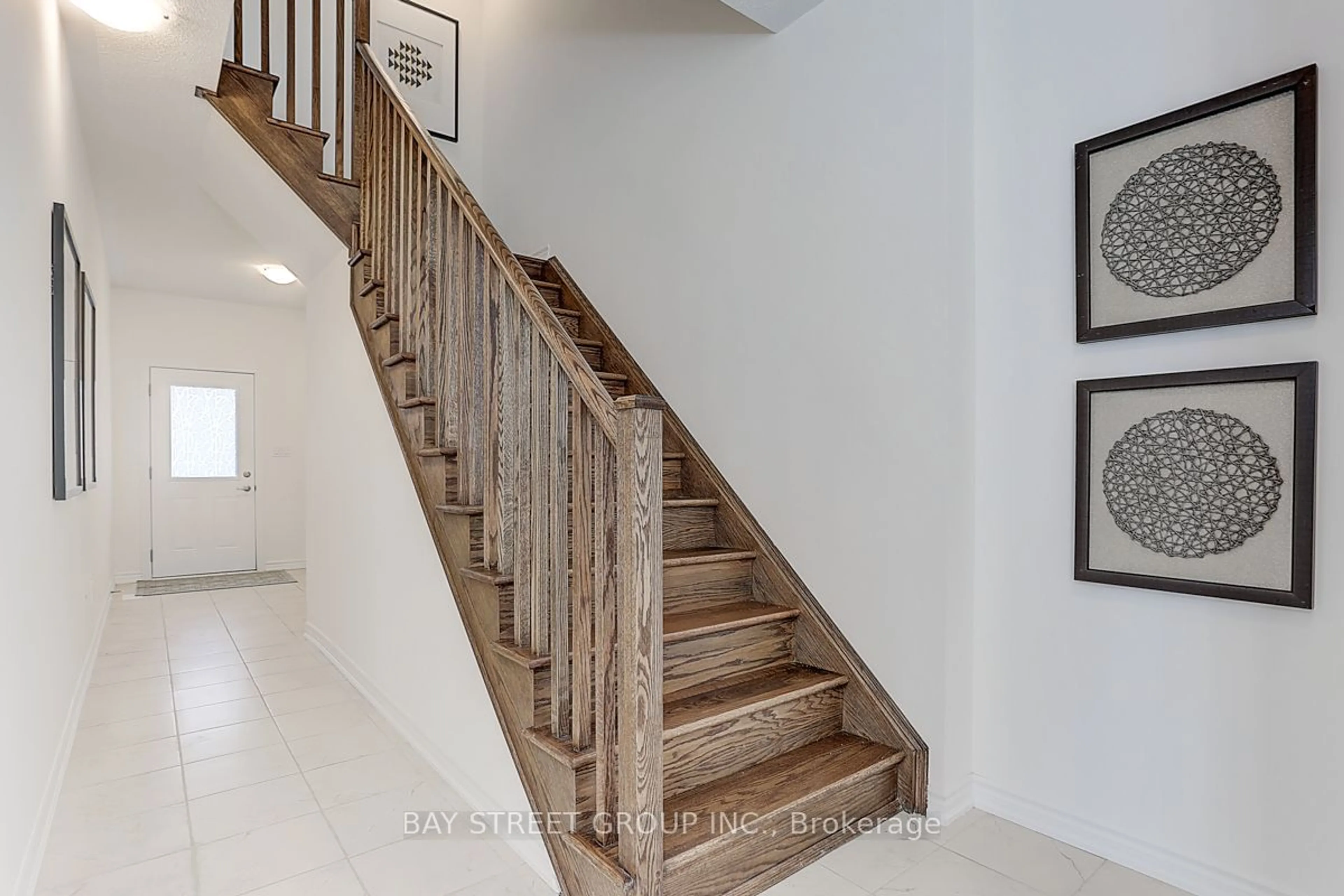 Stairs for 76 Chicago Lane, Markham Ontario L6E 0V6