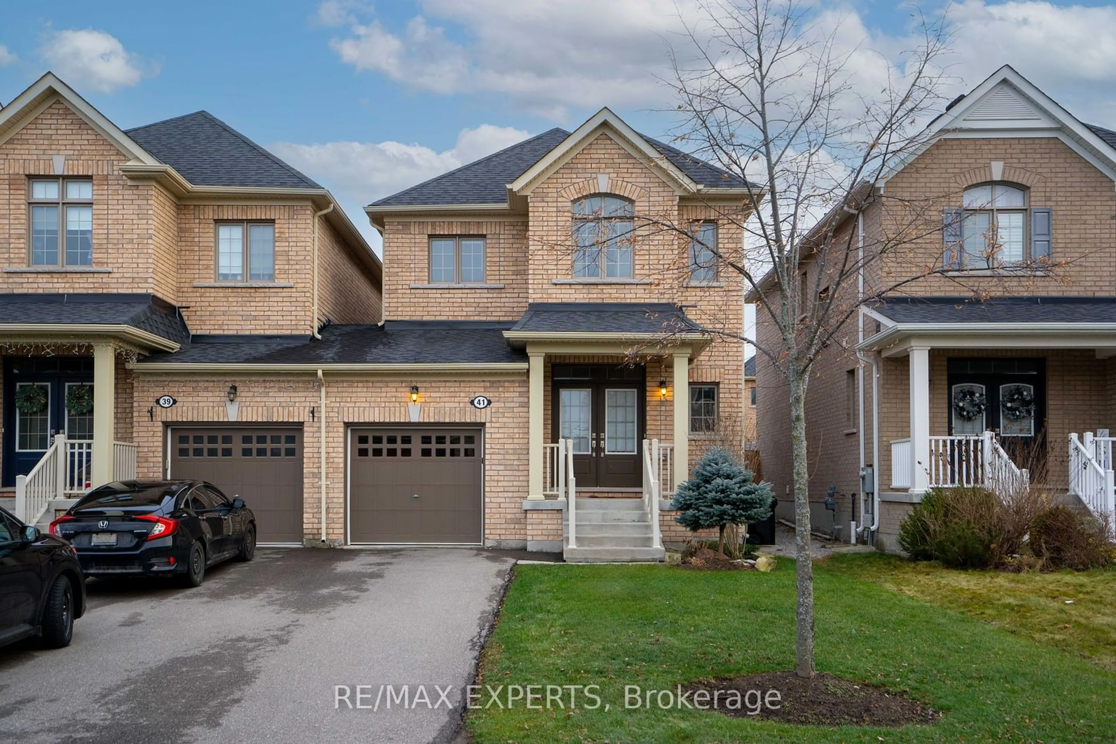 Home with brick exterior material, street for 41 McCabe Lane, New Tecumseth Ontario L0G 1W2