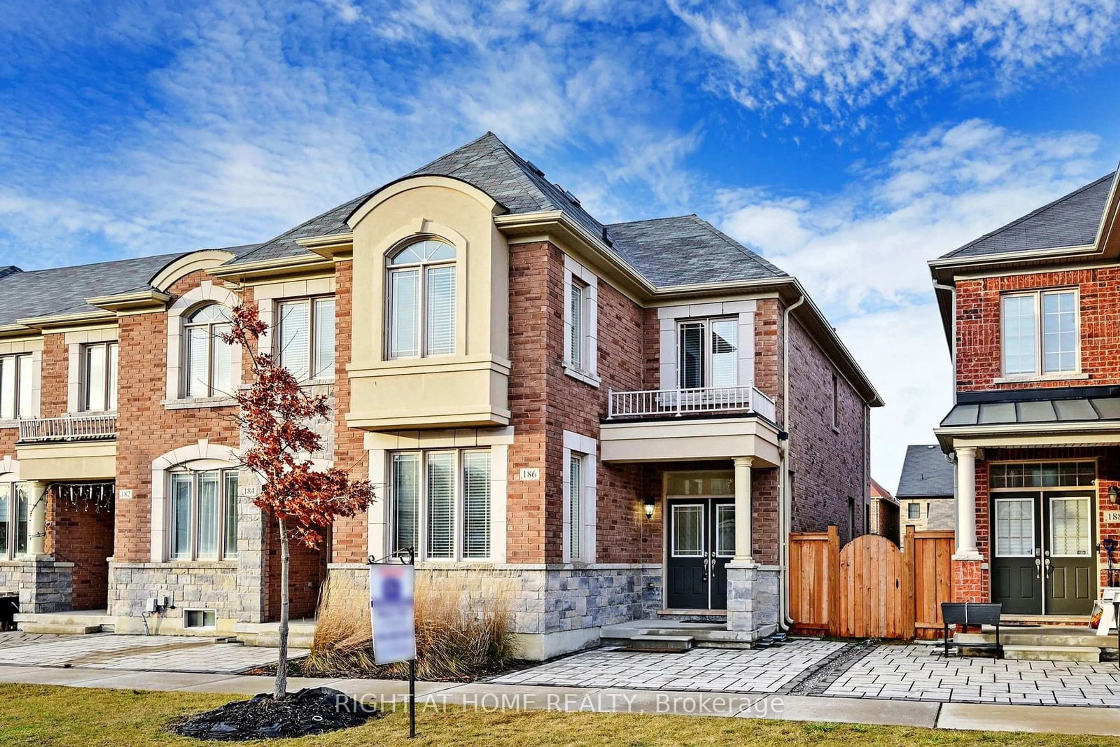 Home with brick exterior material, street for 186 Northvale Rd, Markham Ontario L6B 1J3