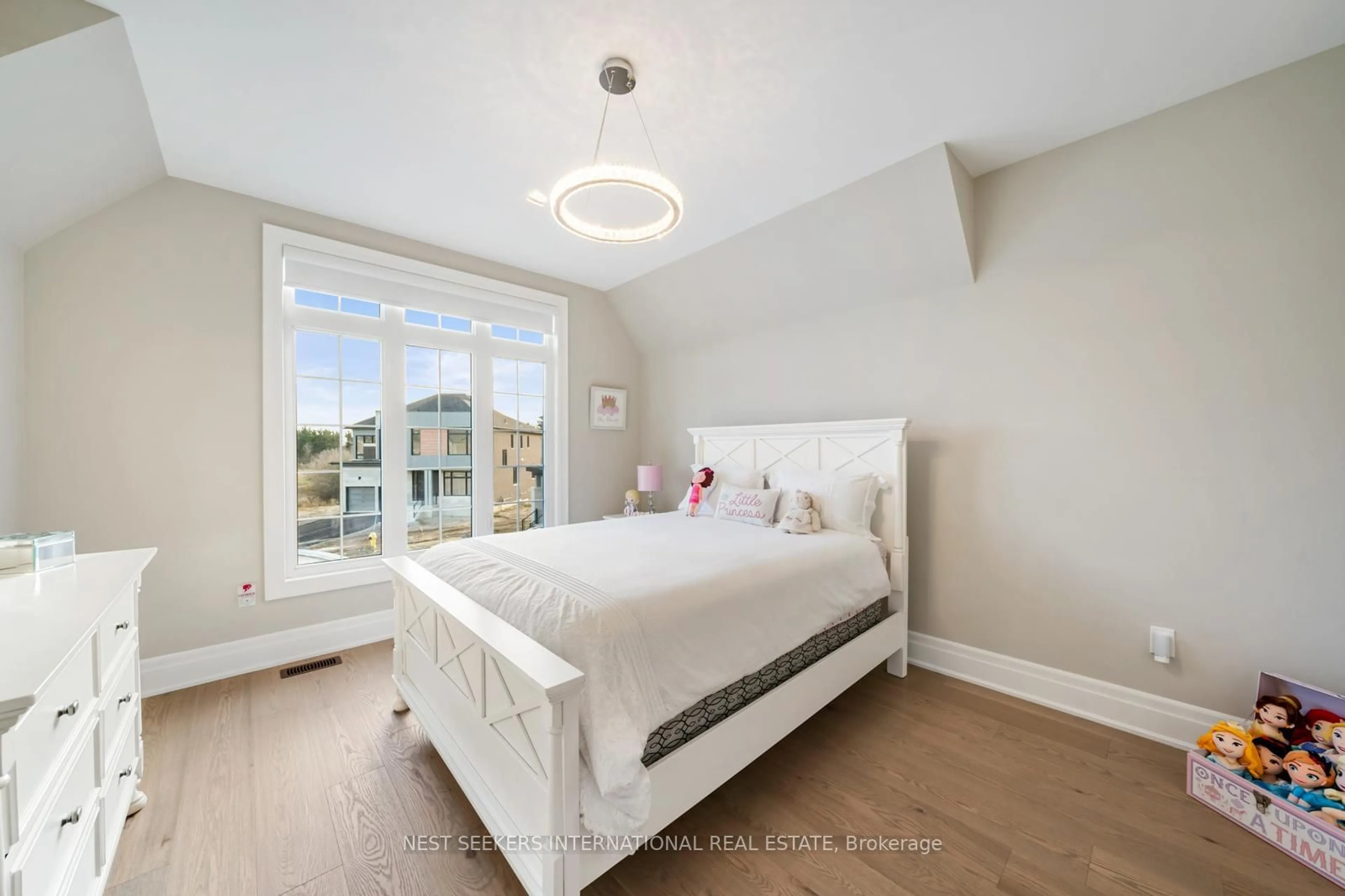 Bedroom with bed, unknown for 18 Nick Deluca Crt, Vaughan Ontario L4L 1A6