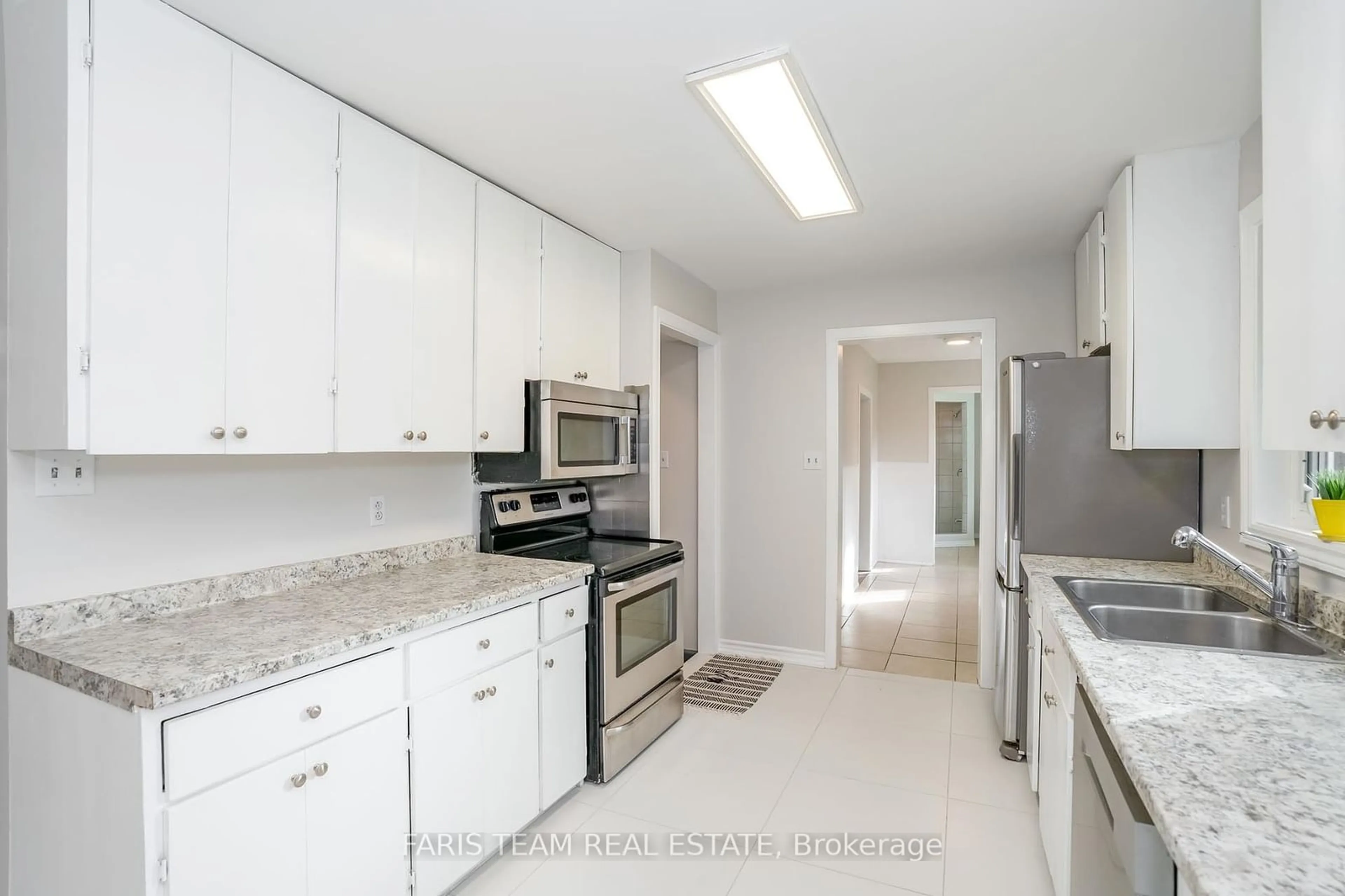 Standard kitchen, ceramic/tile floor for 161 Brentwood Rd, Essa Ontario L0M 1N0