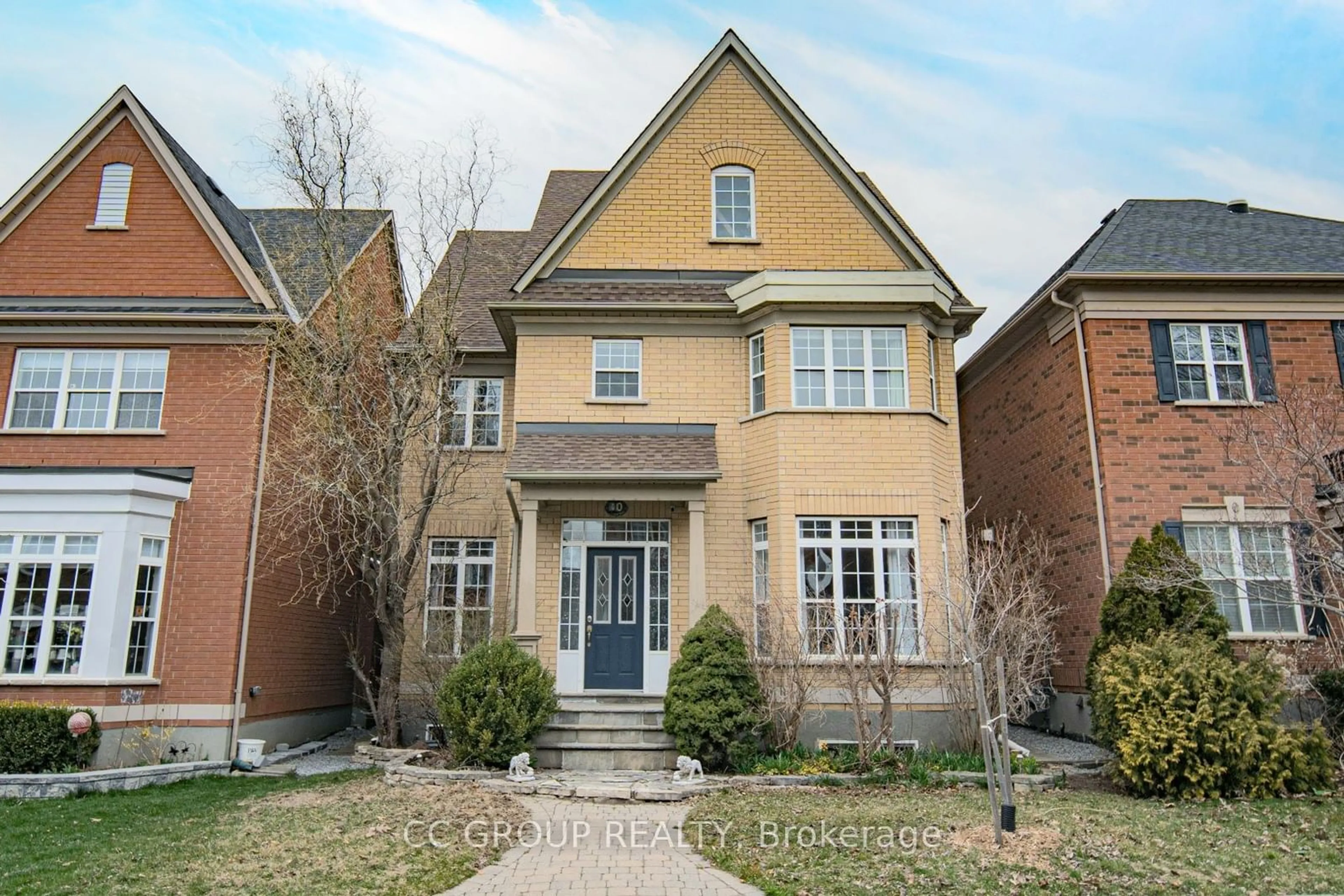 Home with brick exterior material, street for 40 Port Rush Tr, Markham Ontario L6C 1Z3