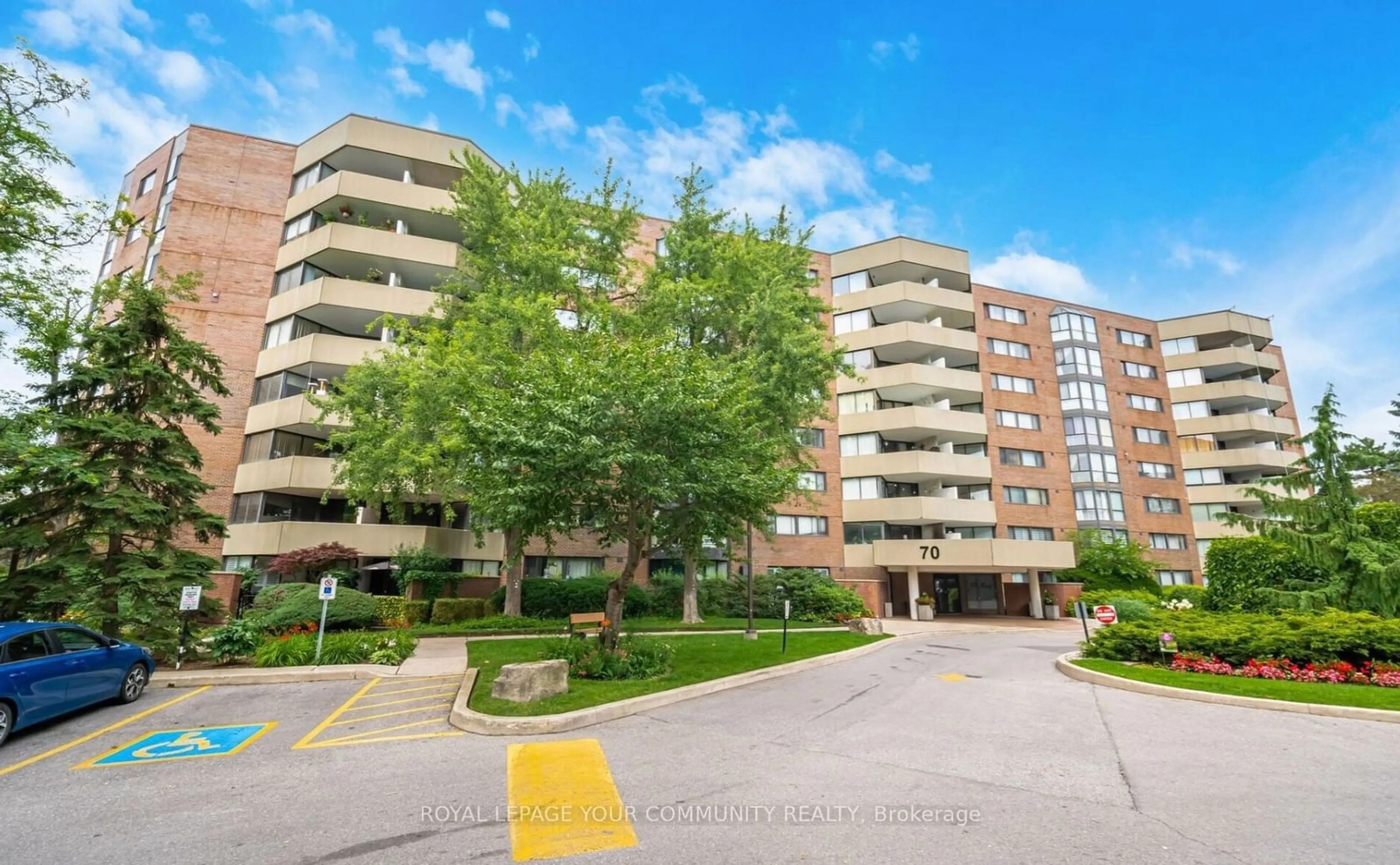 Unknown for 70 Baif Blvd #813, Richmond Hill Ontario L4C 5L1