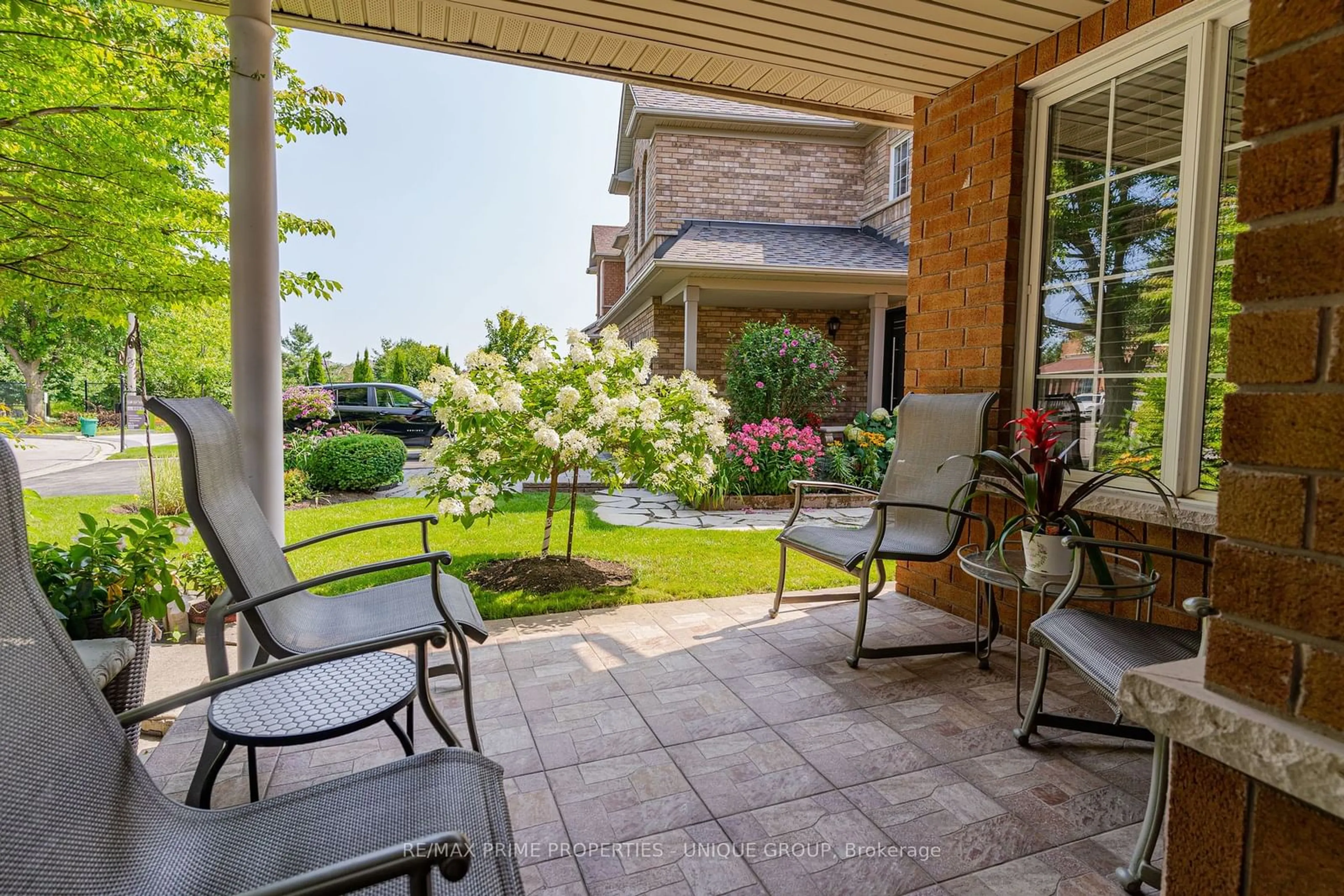 Patio, street for 7 Teversham Crt, Markham Ontario L3S 3X6