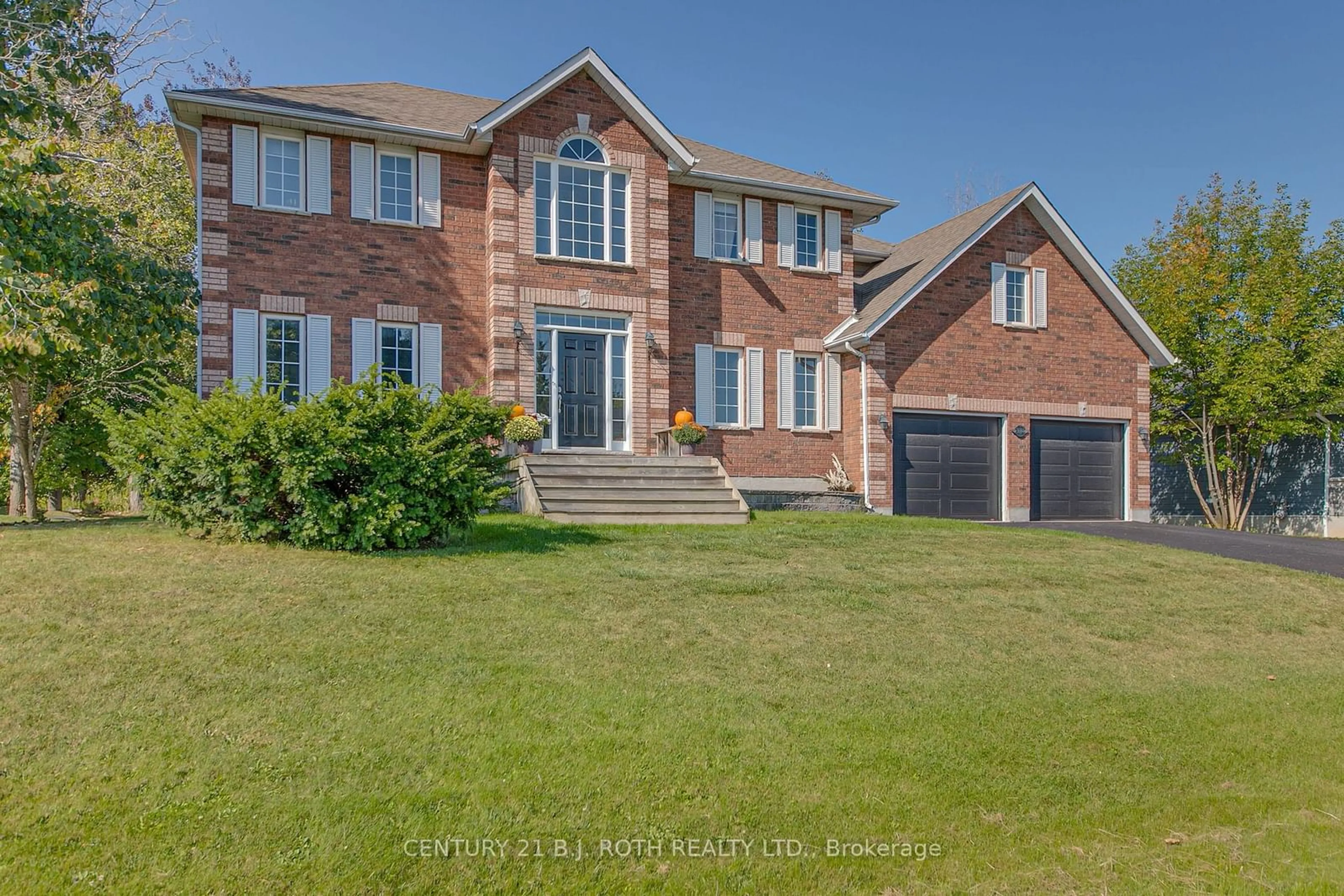 Home with brick exterior material, street for 3684 Kimberley St, Innisfil Ontario L9S 2L3