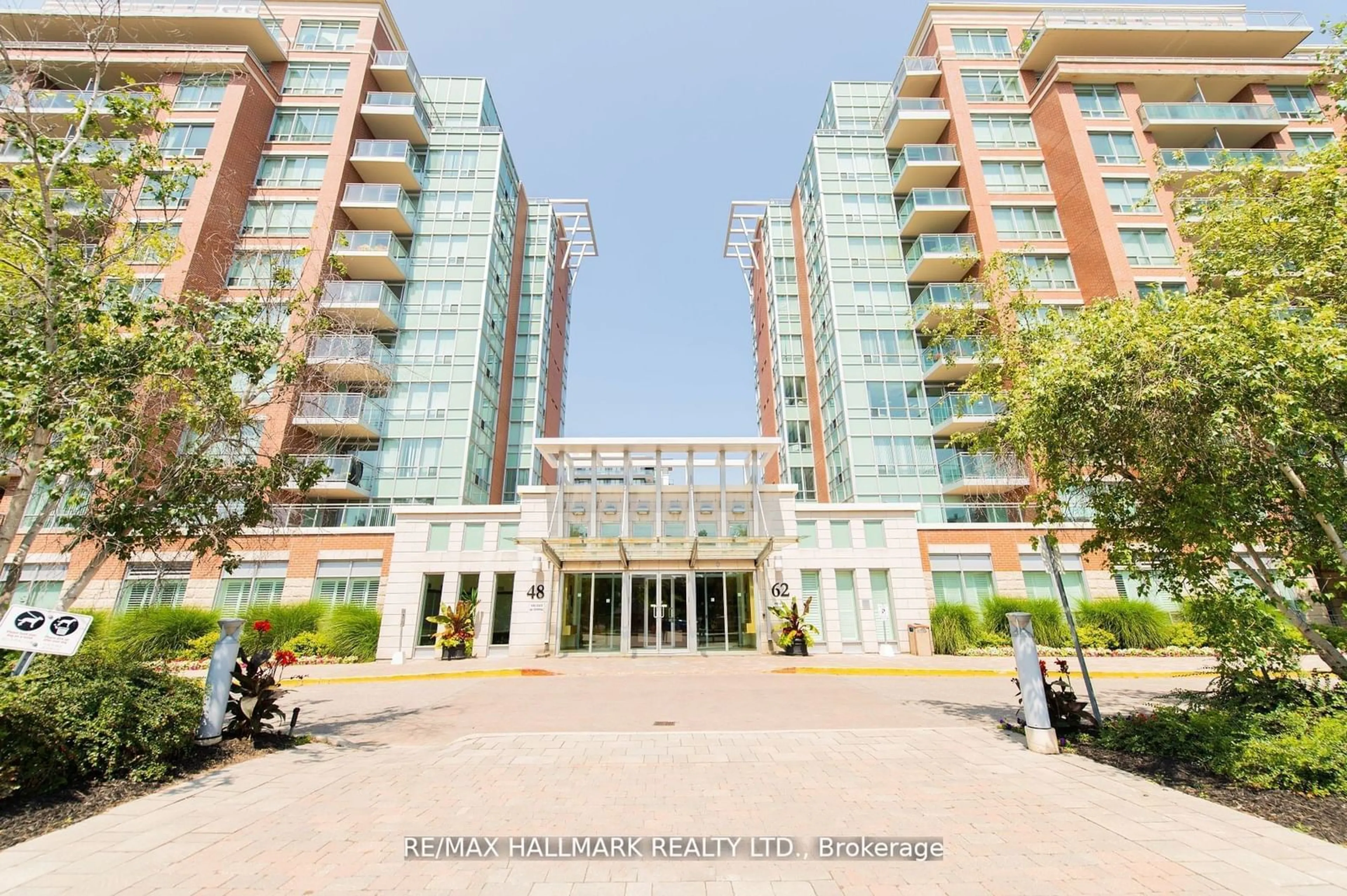 Indoor foyer for 48 Suncrest Blvd #518, Markham Ontario L3T 7Y5