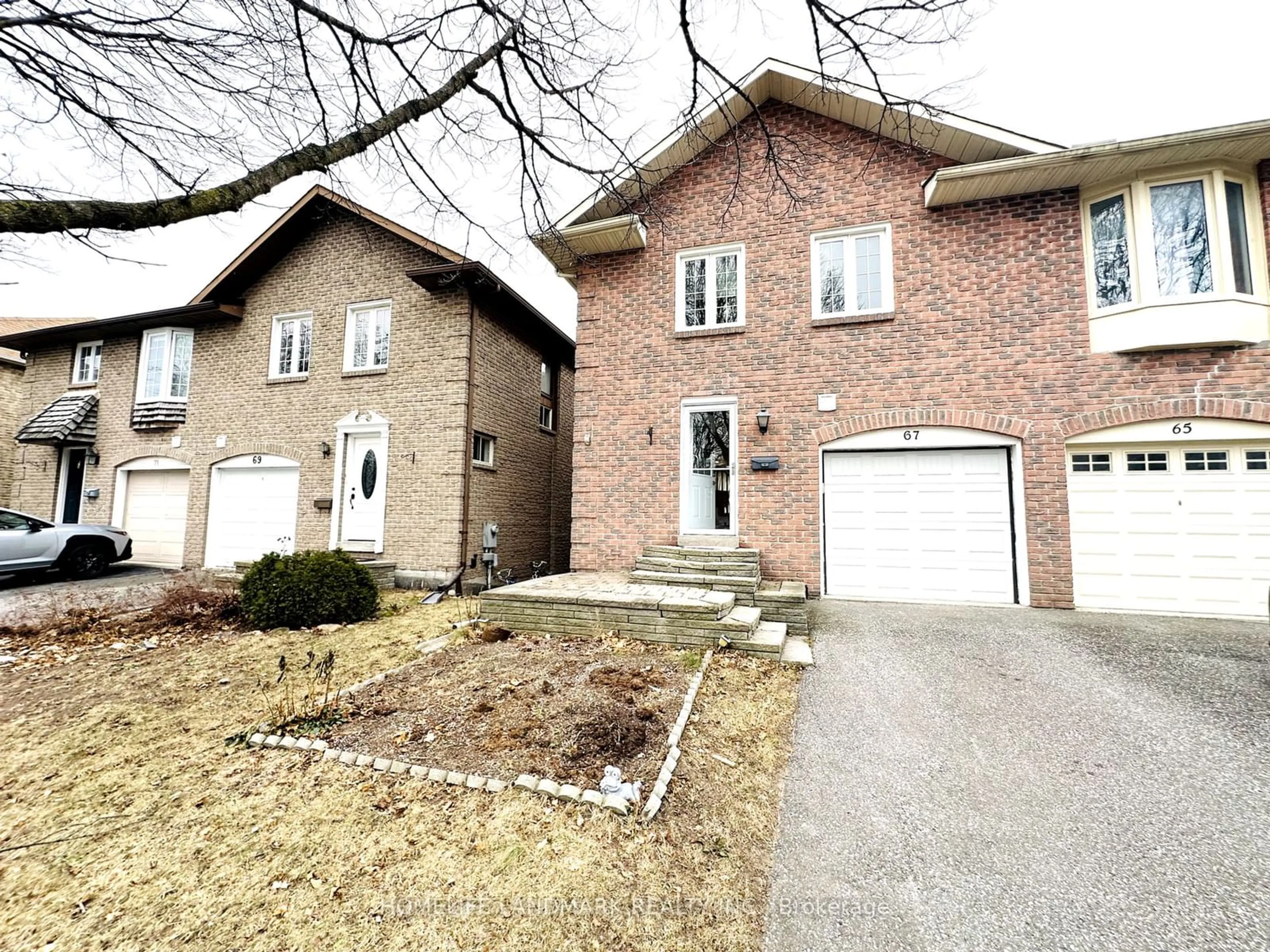 Home with brick exterior material, street for 67 Foxglove Crt, Markham Ontario L3R 3Y3