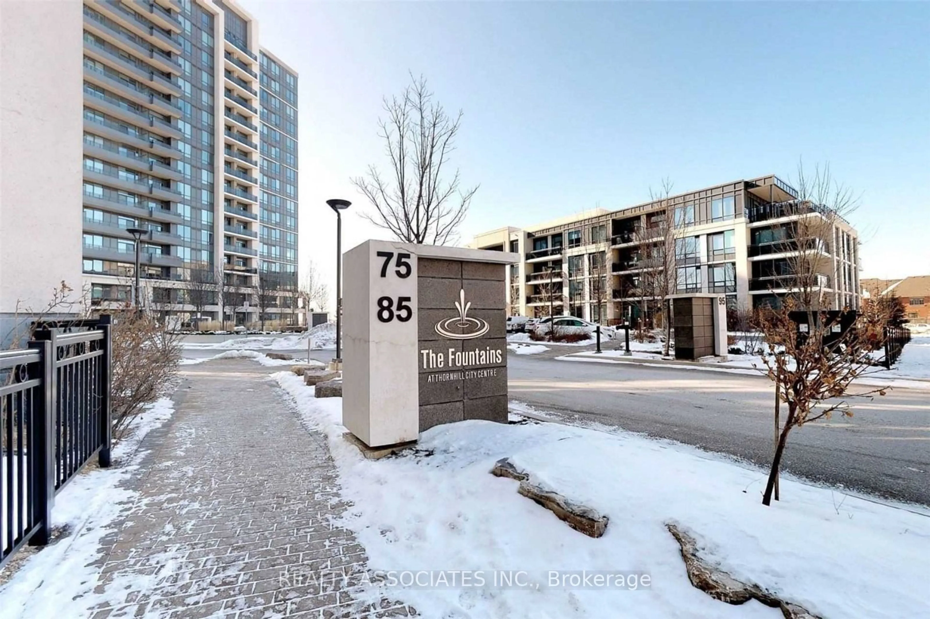 Unknown for 75 North Park Rd #1609, Vaughan Ontario L4J 0H8