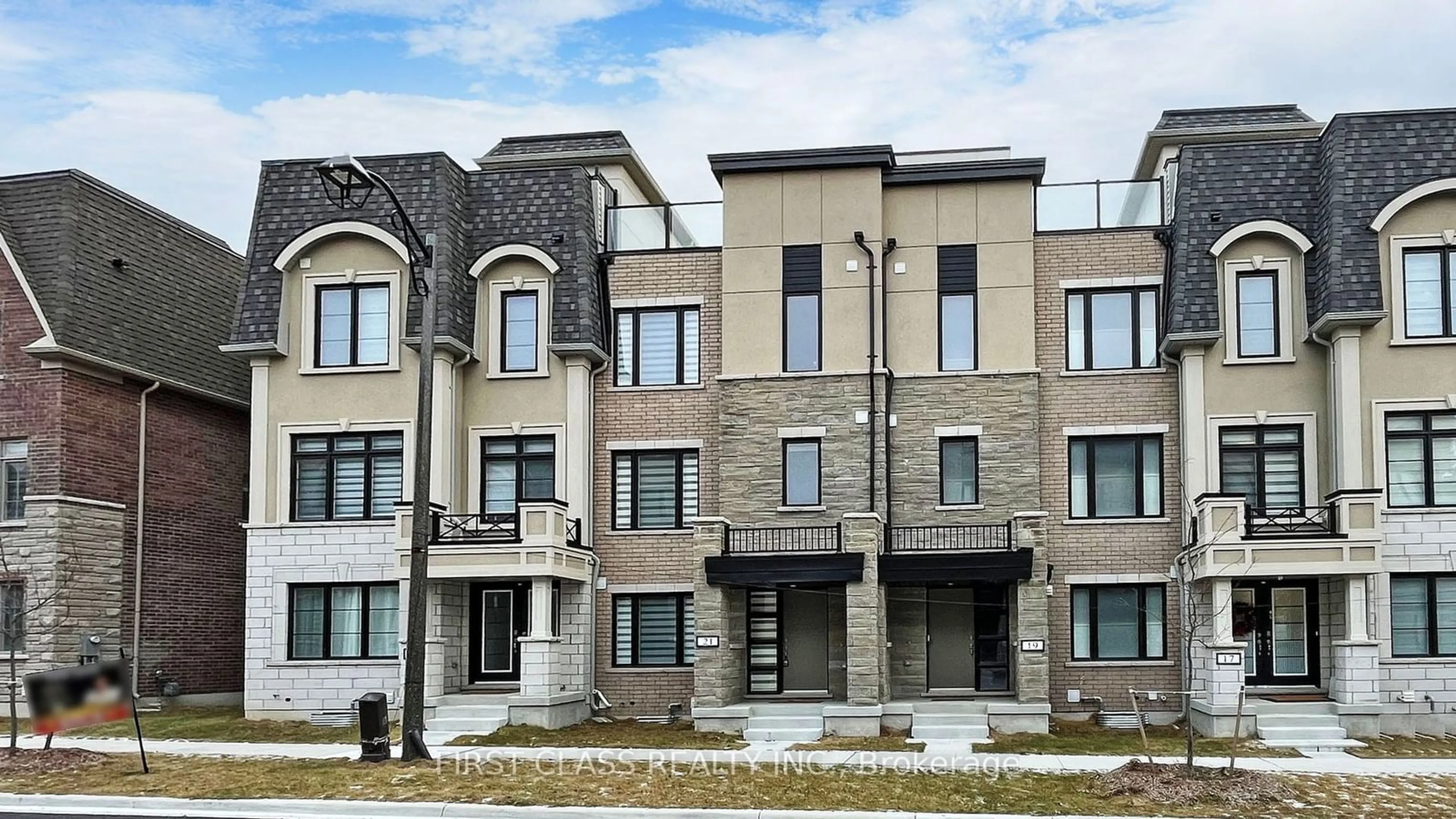 Home with brick exterior material, building for 21 Guardhouse Cres, Markham Ontario L6C 3J7