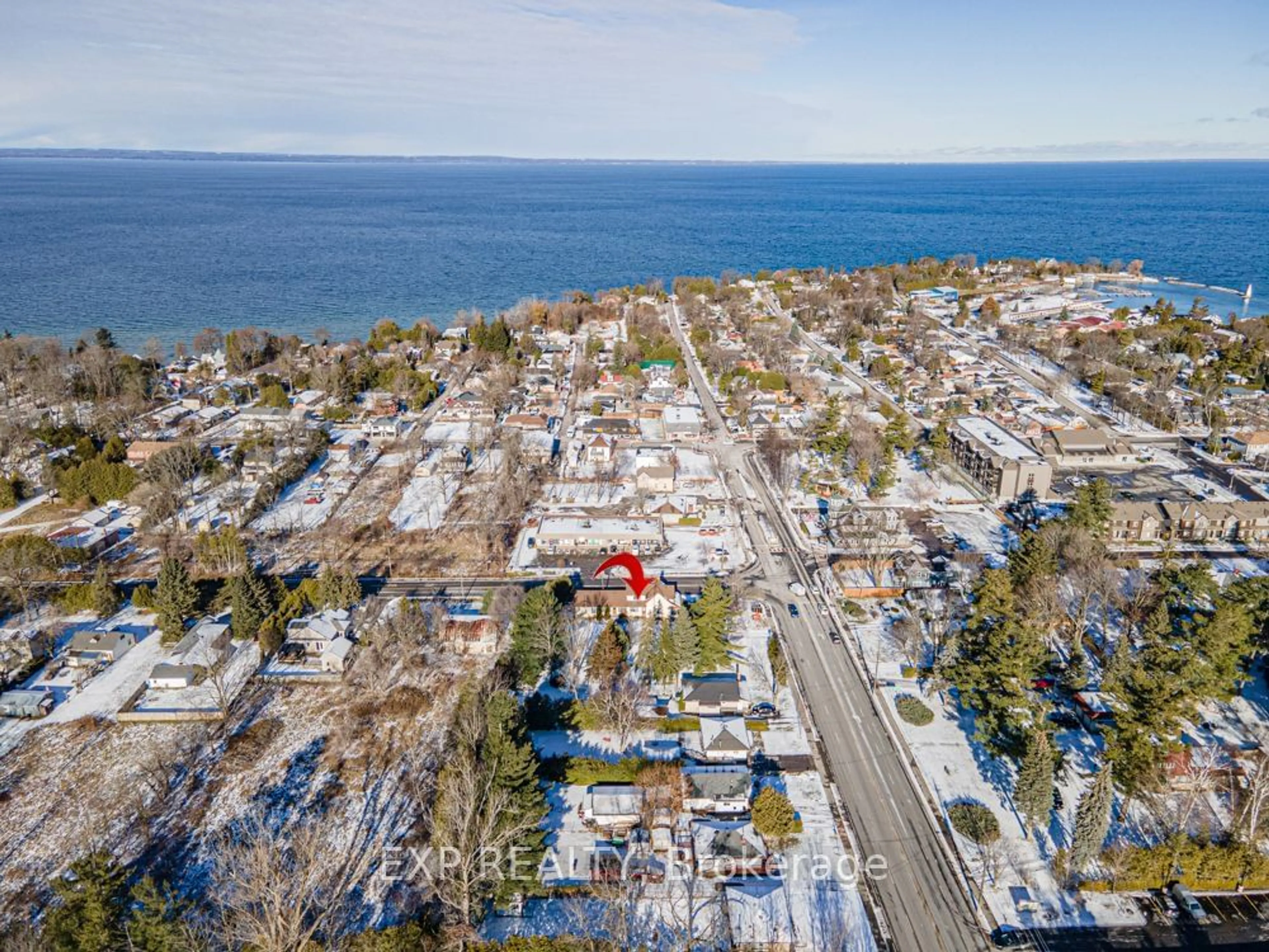 A pic from outside/outdoor area/front of a property/back of a property/a pic from drone, water/lake/river/ocean view for 21082 Dalton Rd, Georgina Ontario L0E 1L0