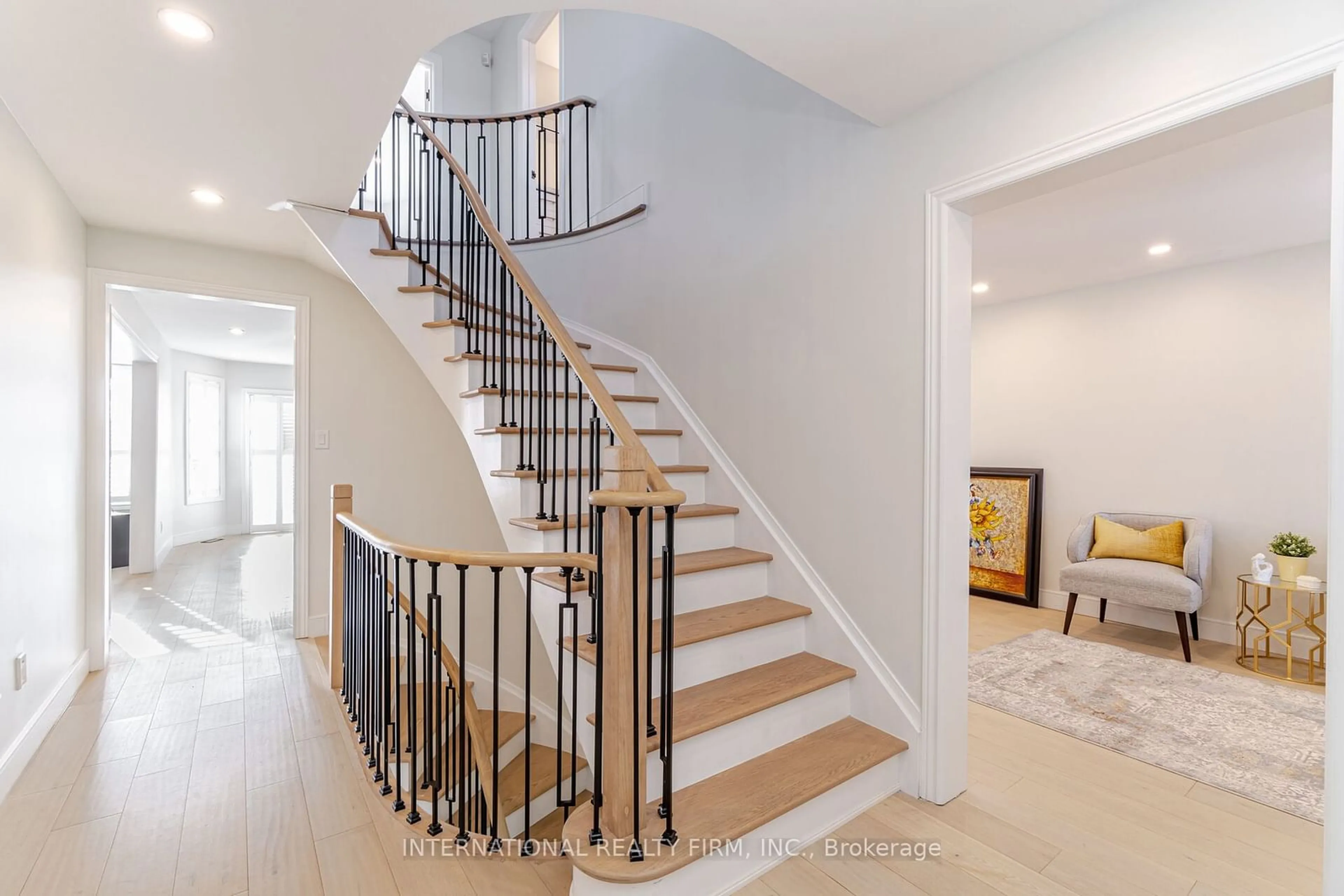 Stairs for 67 Rosanna Cres, Vaughan Ontario L6A 3E3