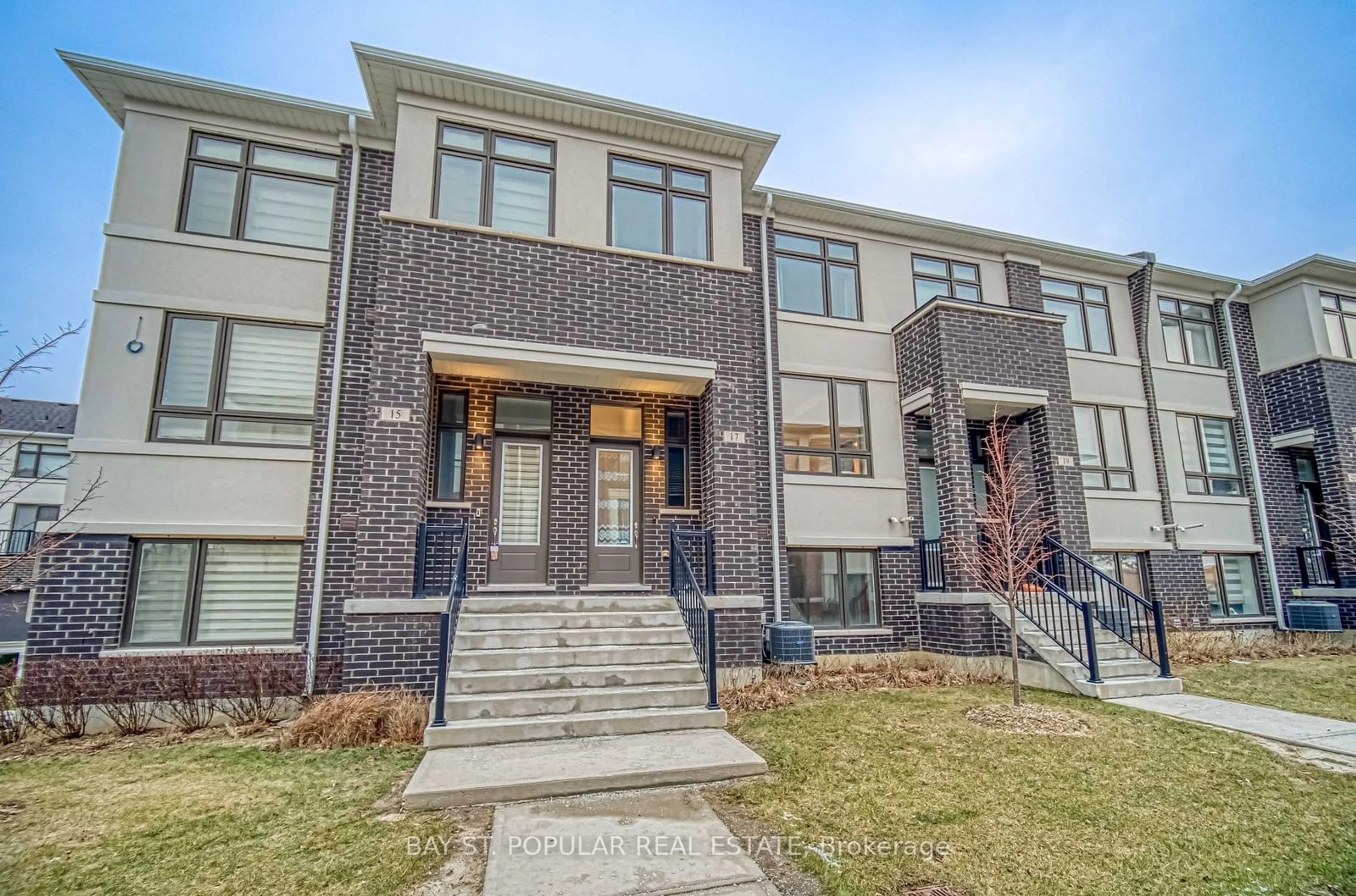 Home with brick exterior material, street for 17 James Noble Lane, Richmond Hill Ontario L4C 5S7