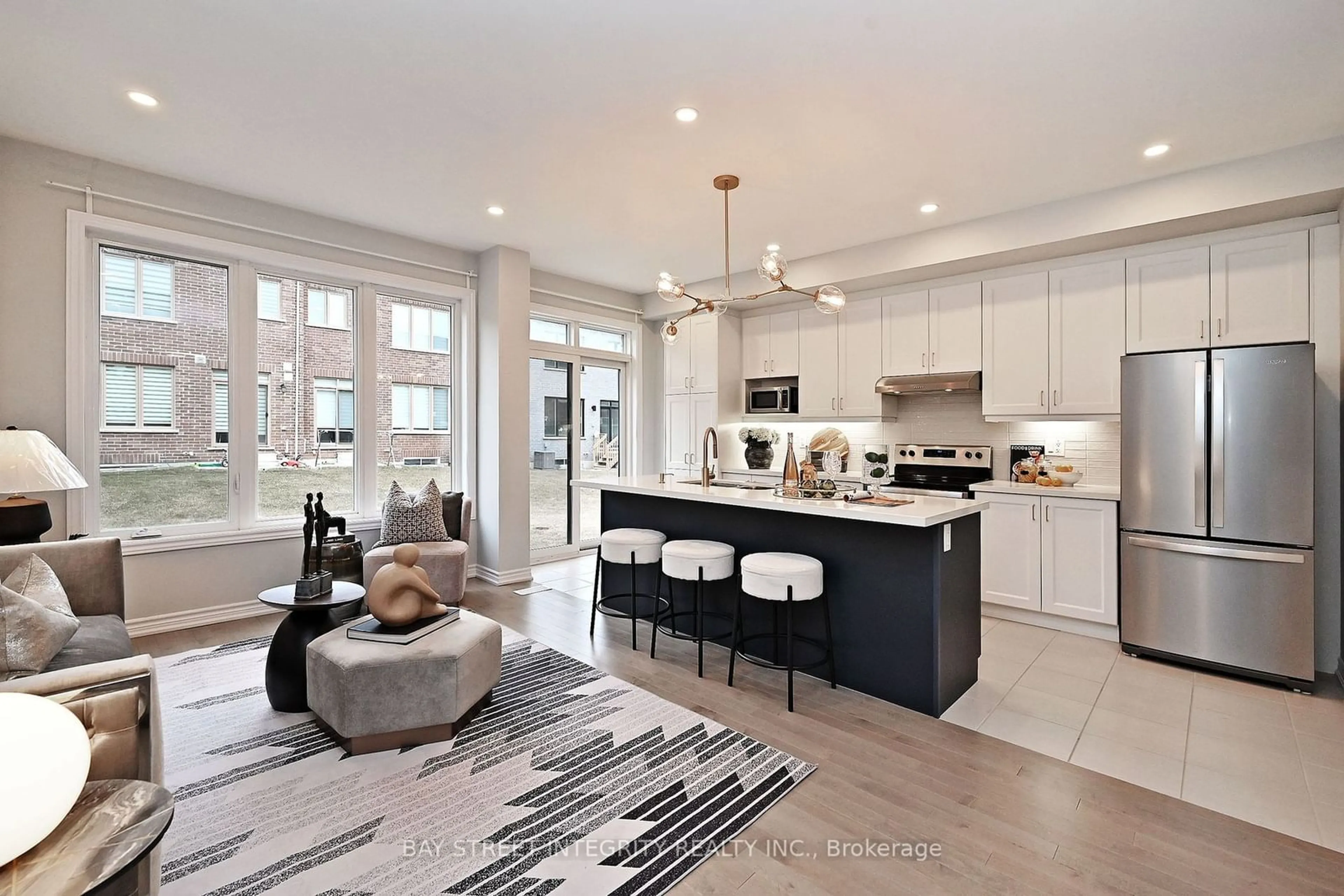 Open concept kitchen, ceramic/tile floor for 71 Freeman William St, Markham Ontario L6C 3K4