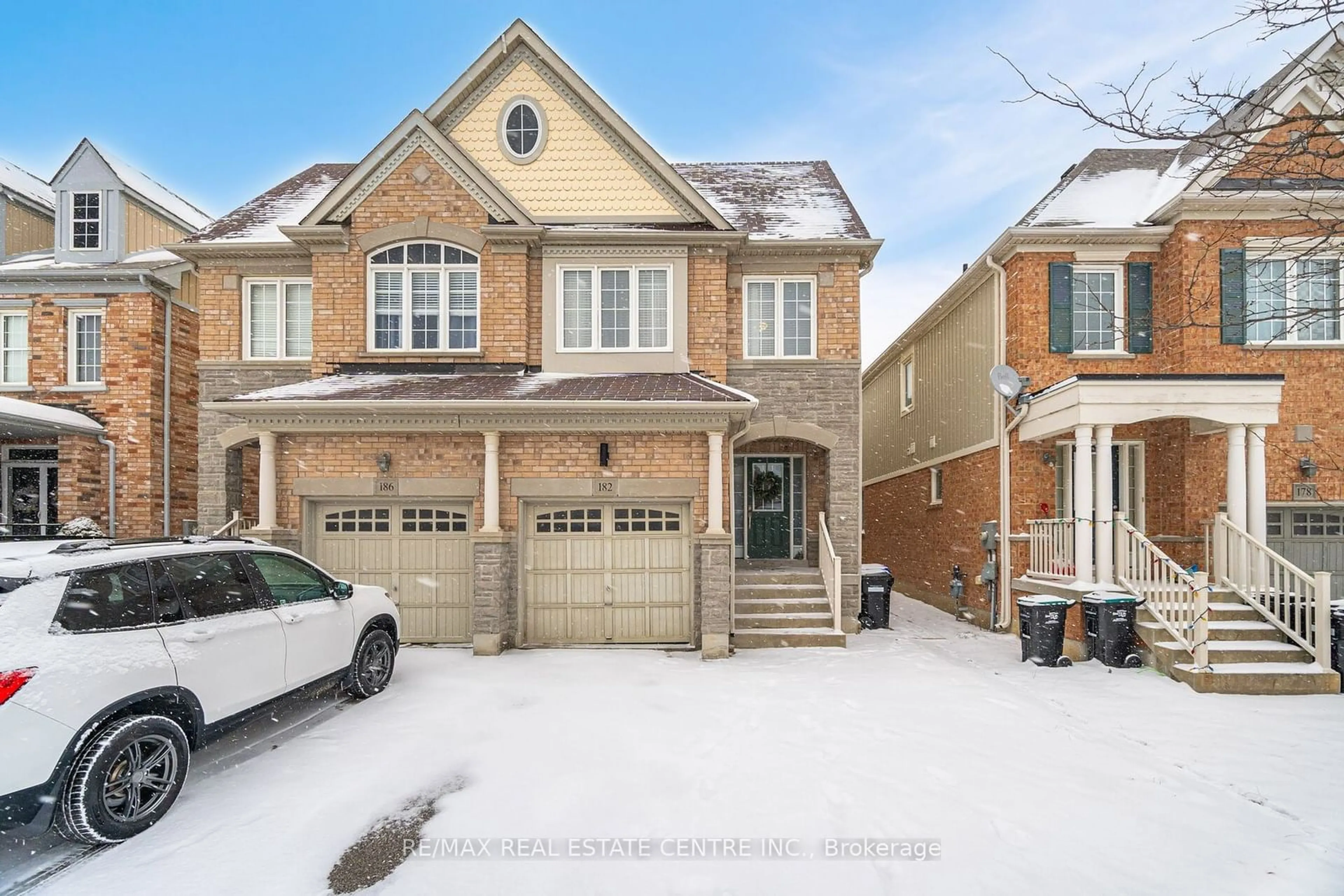 Home with brick exterior material, street for 182 Meadowhawk Tr, Bradford West Gwillimbury Ontario L3Z 0E9