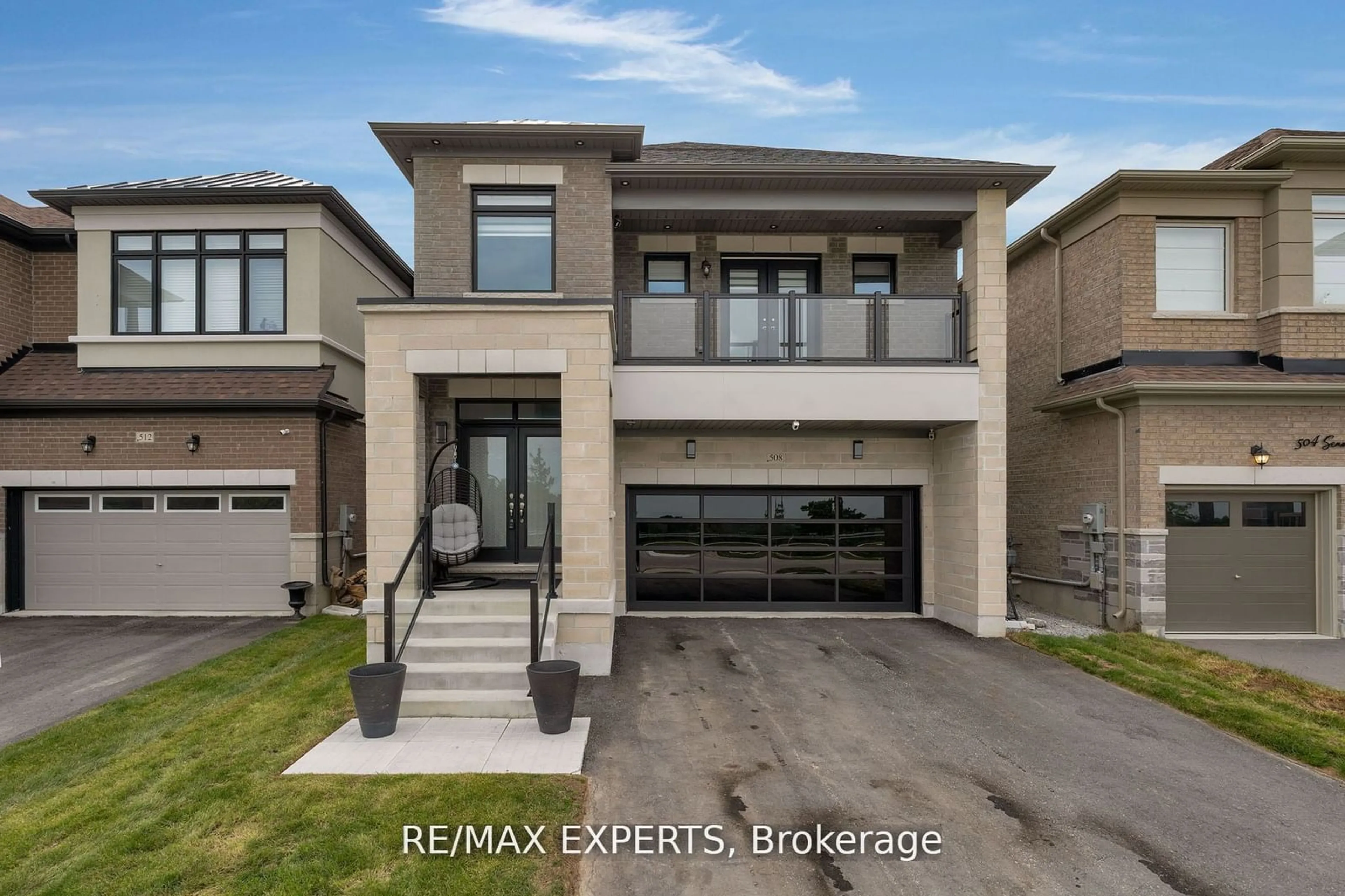 Home with brick exterior material, street for 508 Seaview Hts, East Gwillimbury Ontario L9N 0Y3