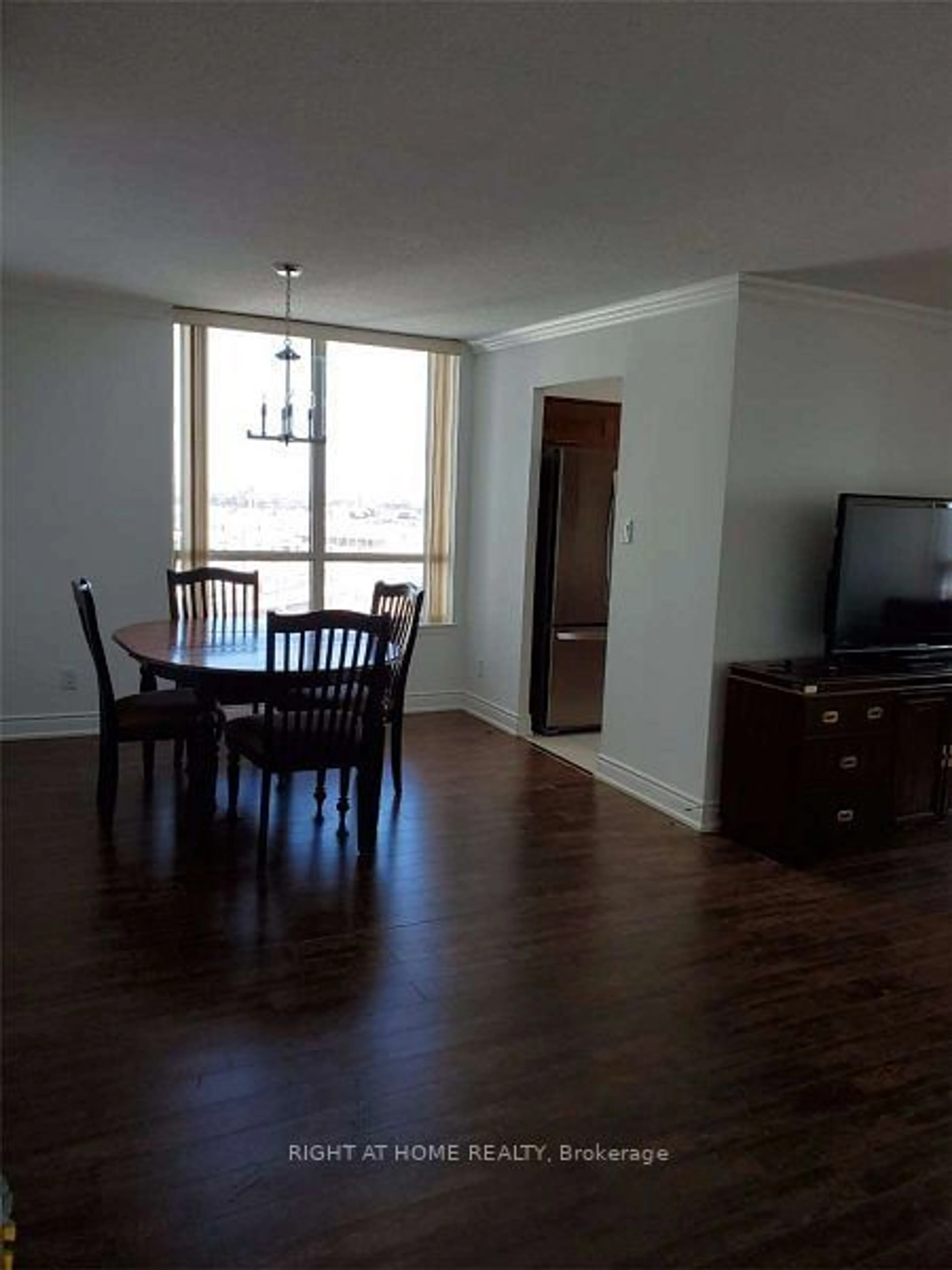 A pic of a room for 120 Promenade Circ #1001, Vaughan Ontario L4J 7W9