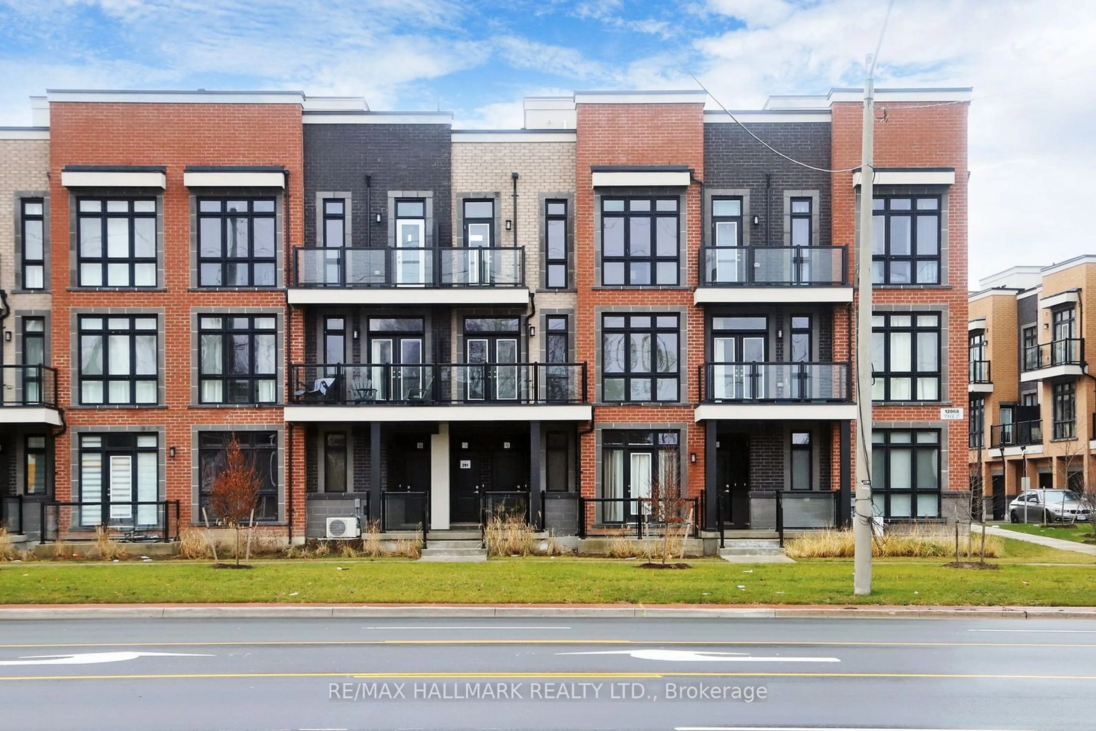 Home with brick exterior material, street for 12868 Yonge St #11, Richmond Hill Ontario L4E 1J4