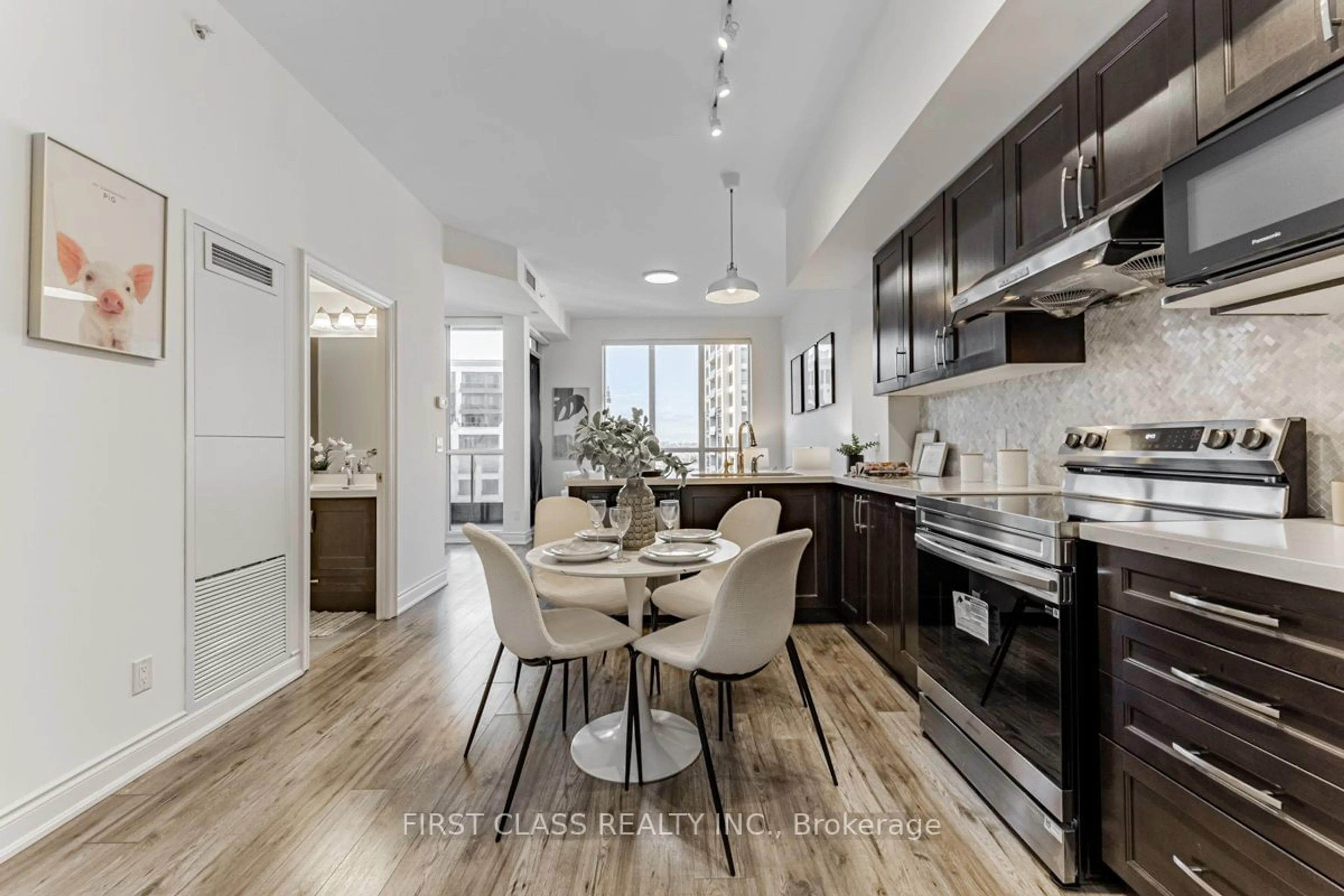 Open concept kitchen, unknown for 33 Clegg Rd #918, Markham Ontario L6G 0G6