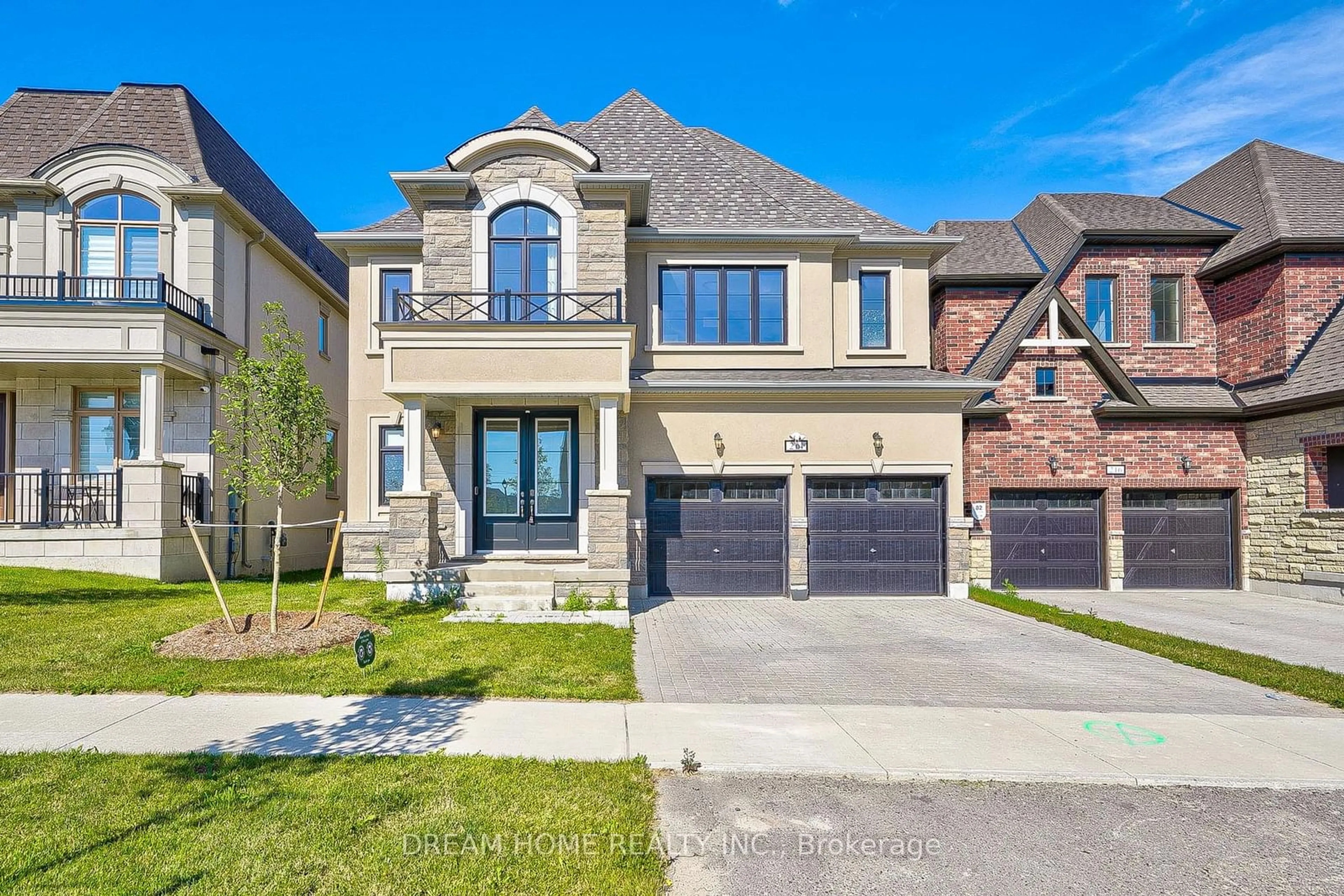 Home with brick exterior material, street for 214 Yorkton Blvd, Markham Ontario L6C 1N6