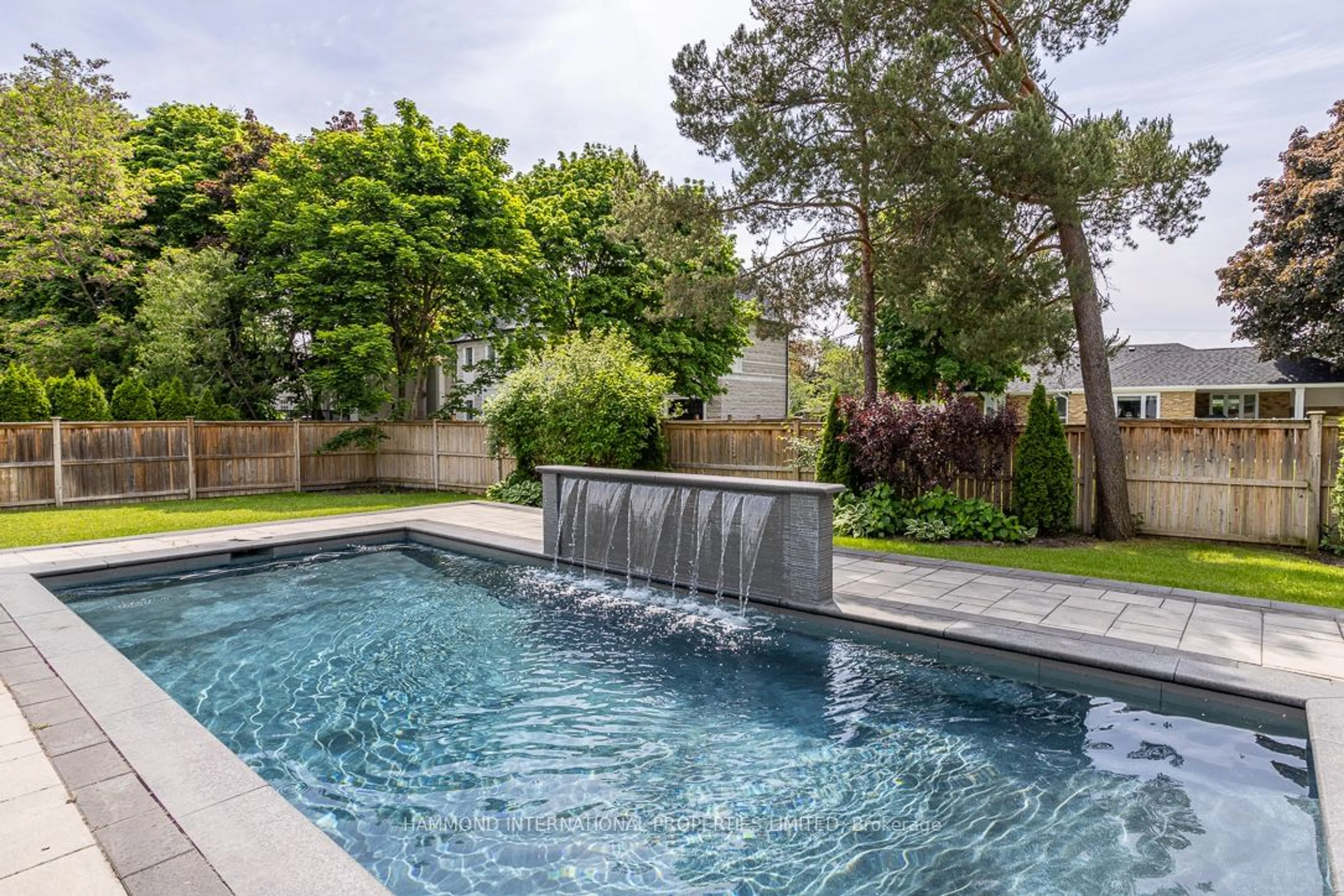 Pool for 11 Helen Ave, Vaughan Ontario L4J 1J6