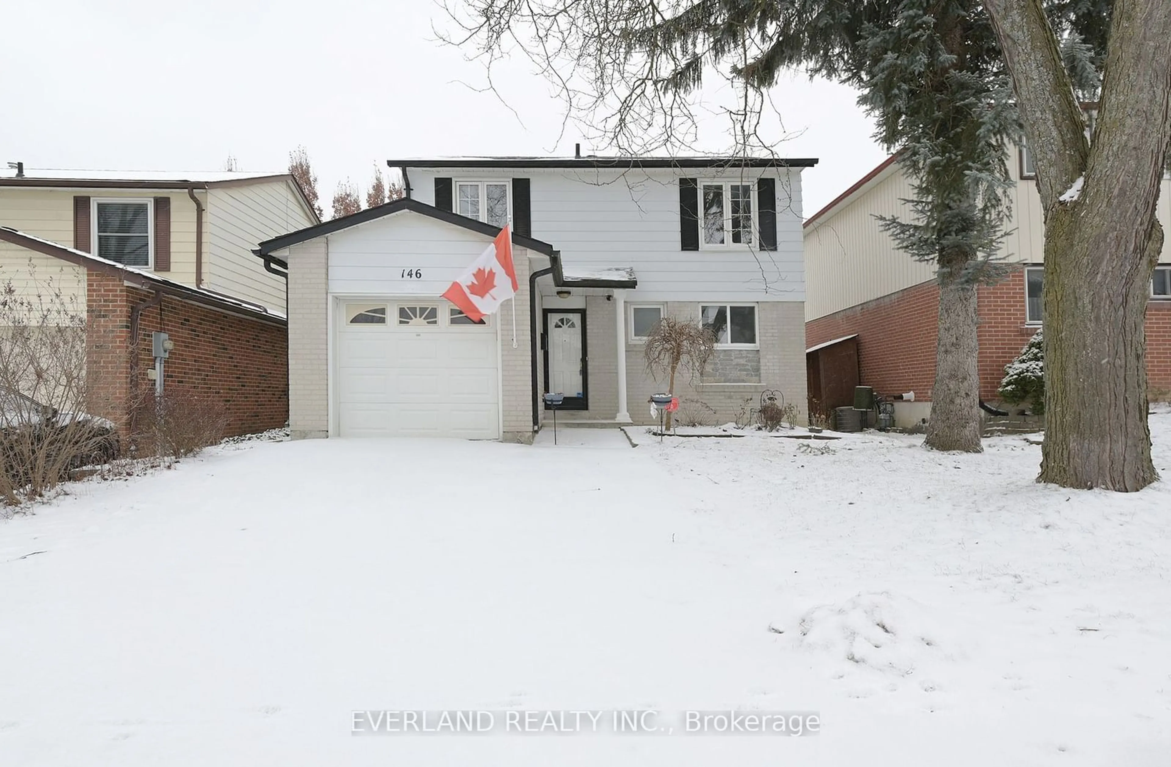 Unknown for 146 Thoms Cres, Newmarket Ontario L3Y 1E1