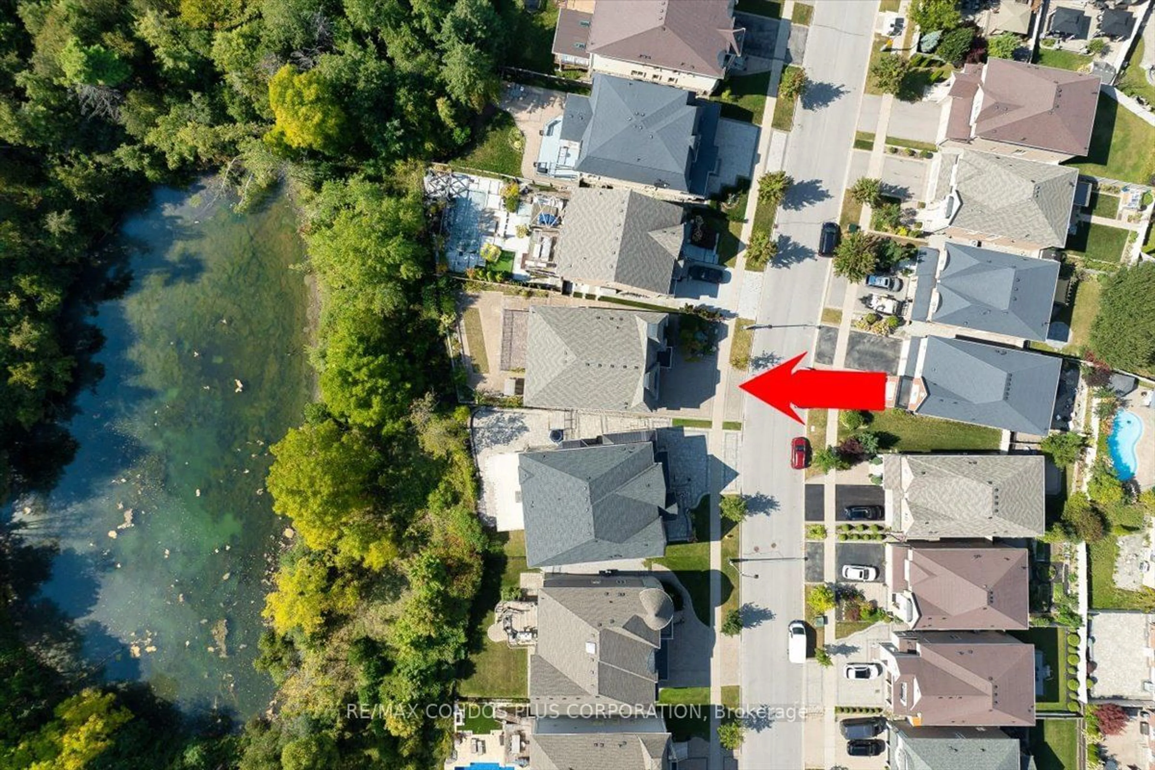 A pic from outside/outdoor area/front of a property/back of a property/a pic from drone, water/lake/river/ocean view for 131 Lady Nadia Dr, Vaughan Ontario L6A 4E6