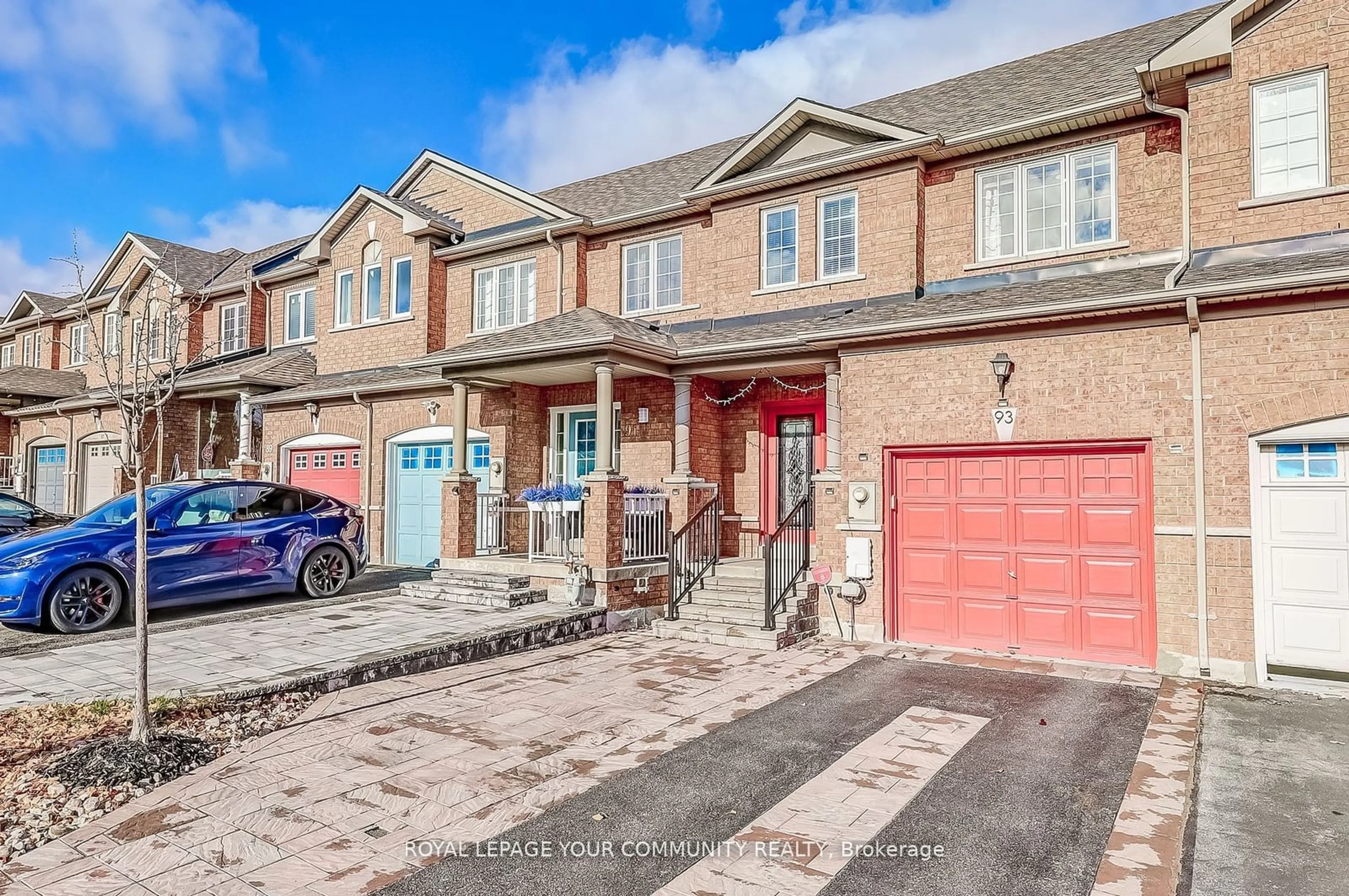 Home with brick exterior material, street for 93 Revelstoke Cres, Richmond Hill Ontario L4B 4T4