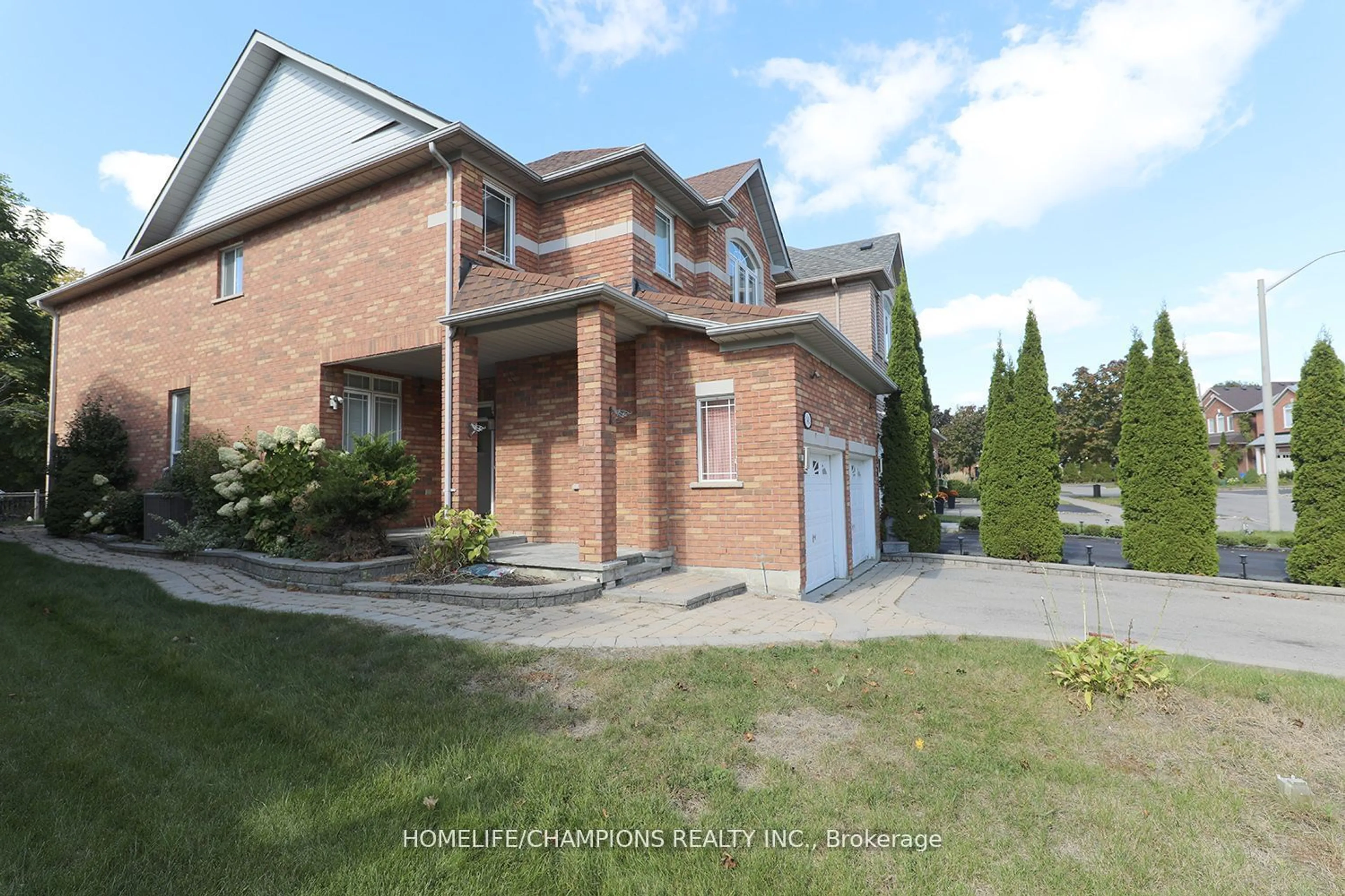 Home with brick exterior material, street for 142 Estate Garden Ave, Richmond Hill Ontario L4E 3X8