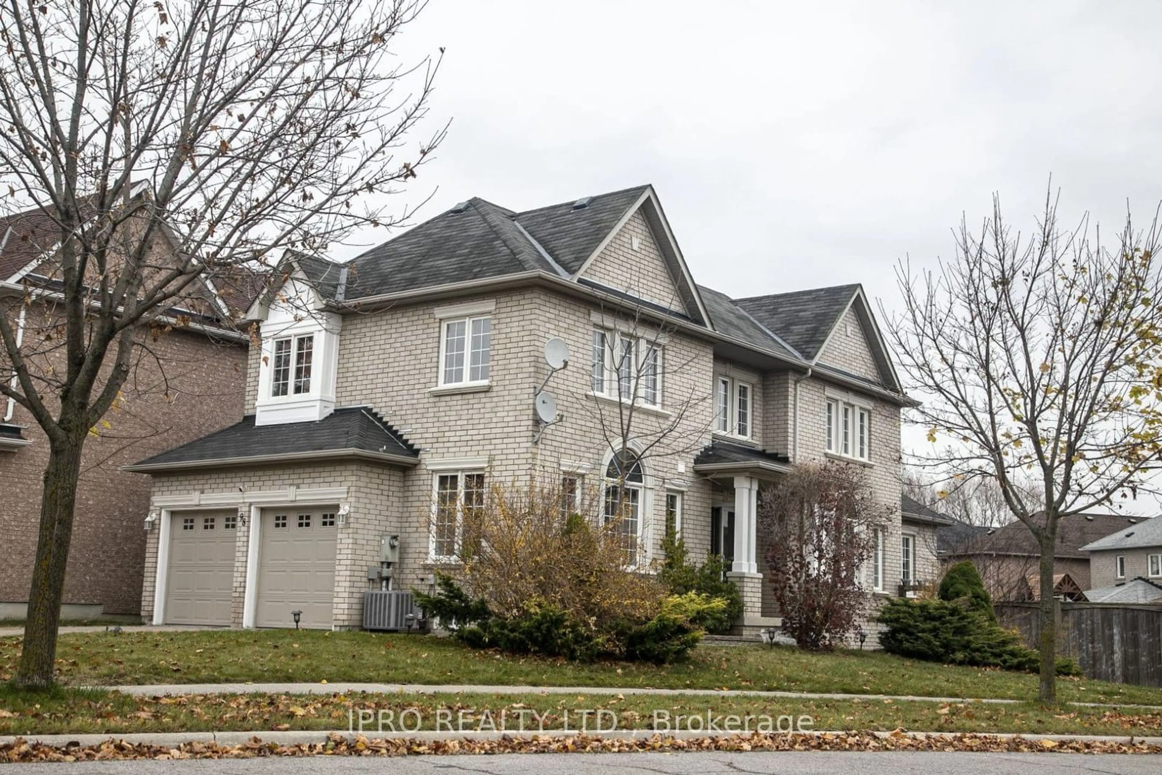 Home with brick exterior material, street for 98 Lena Dr, Richmond Hill Ontario L4S 2G8