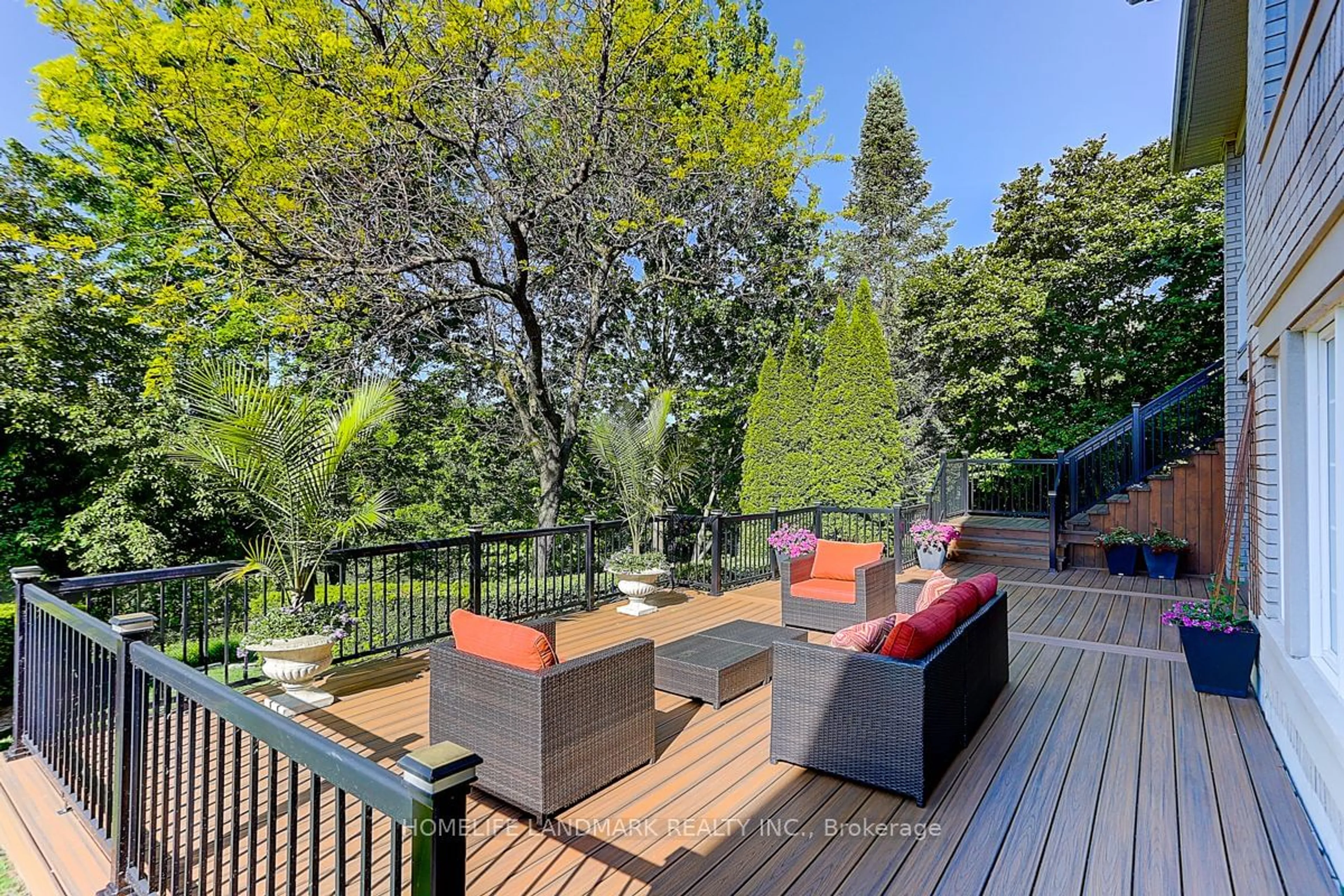 Patio, forest/trees view for 42 Monkman Crt, Aurora Ontario L4G 7J9