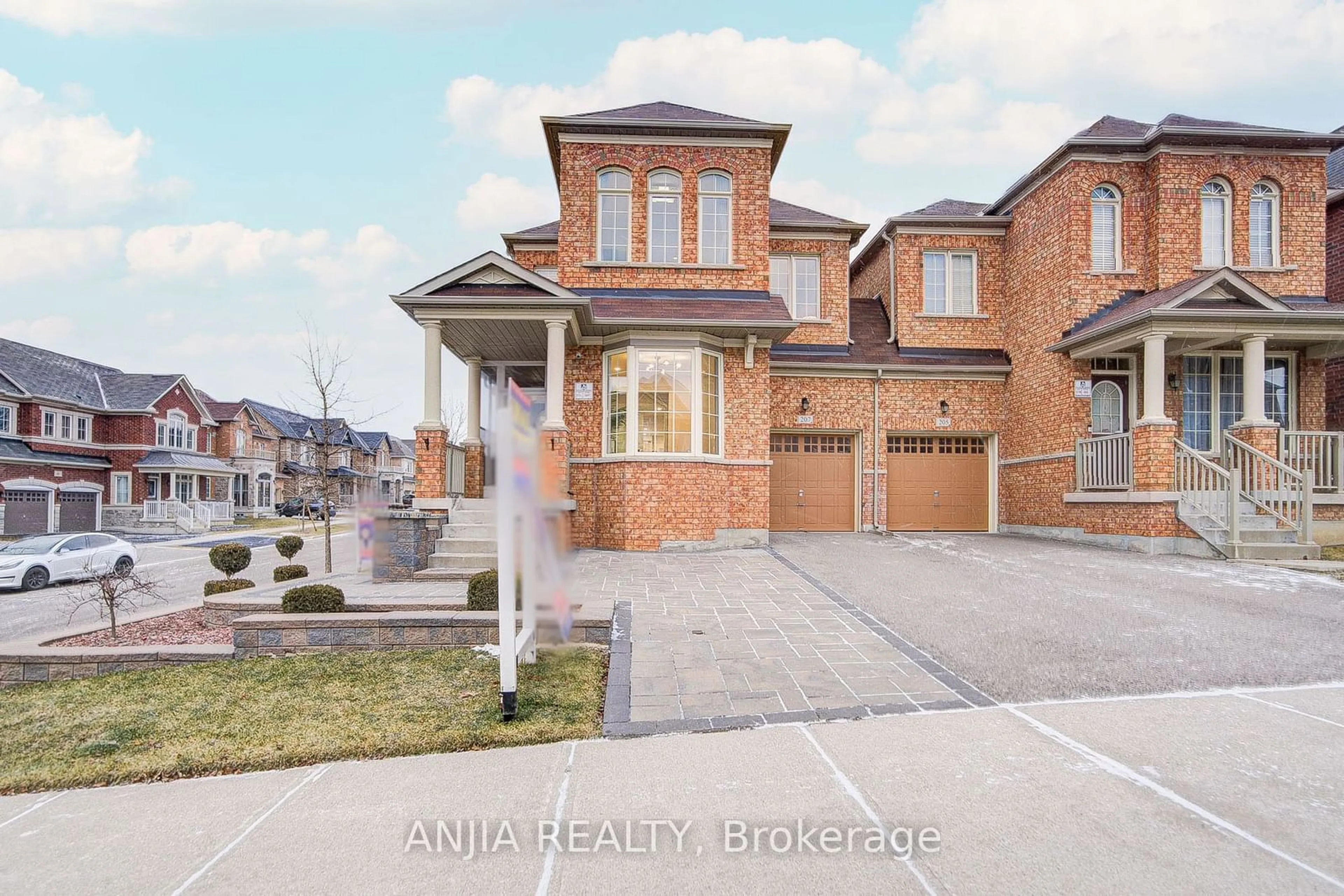 Home with brick exterior material, street for 207 Harbord St, Markham Ontario L6C 0X3