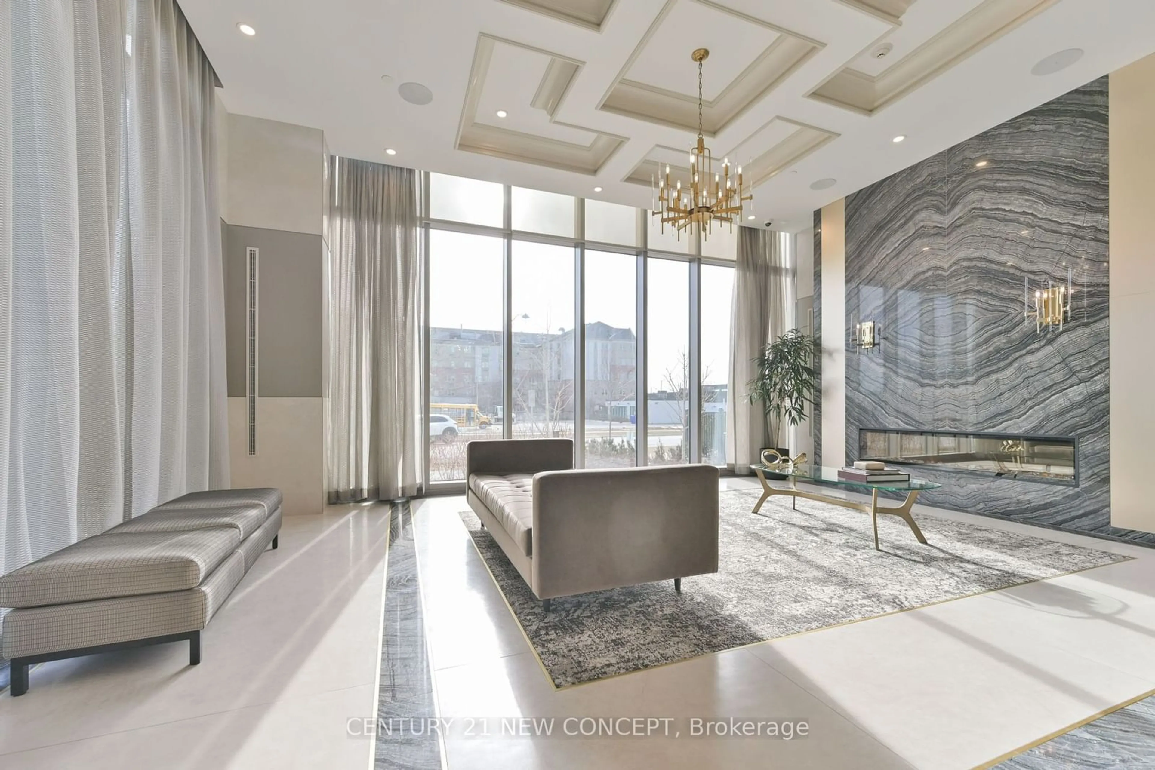 Indoor foyer for 10 Gatineau Dr #1302, Vaughan Ontario L4J 0L2