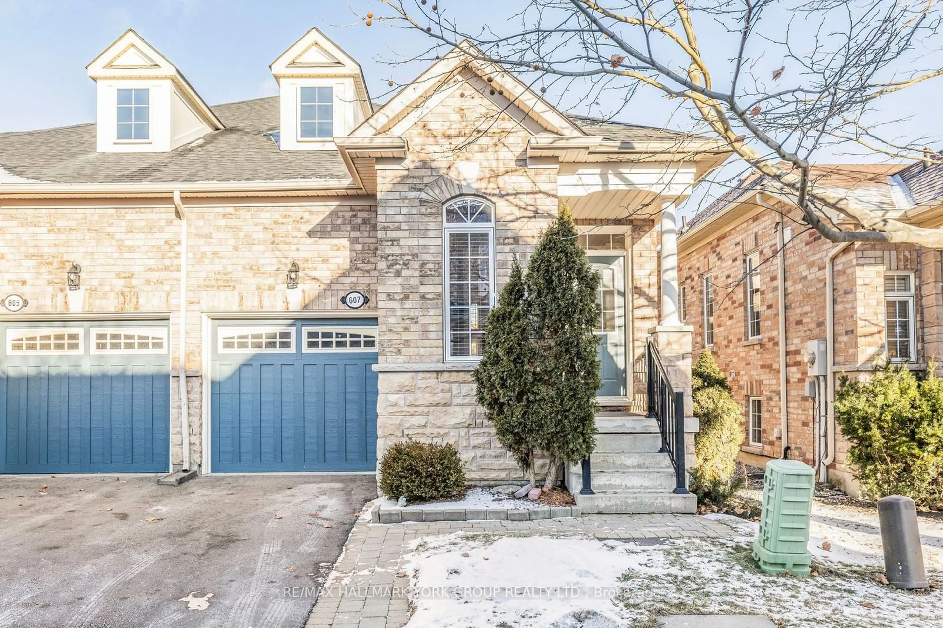 Home with brick exterior material, street for 607 Tapestry Lane, Newmarket Ontario L3X 3C9