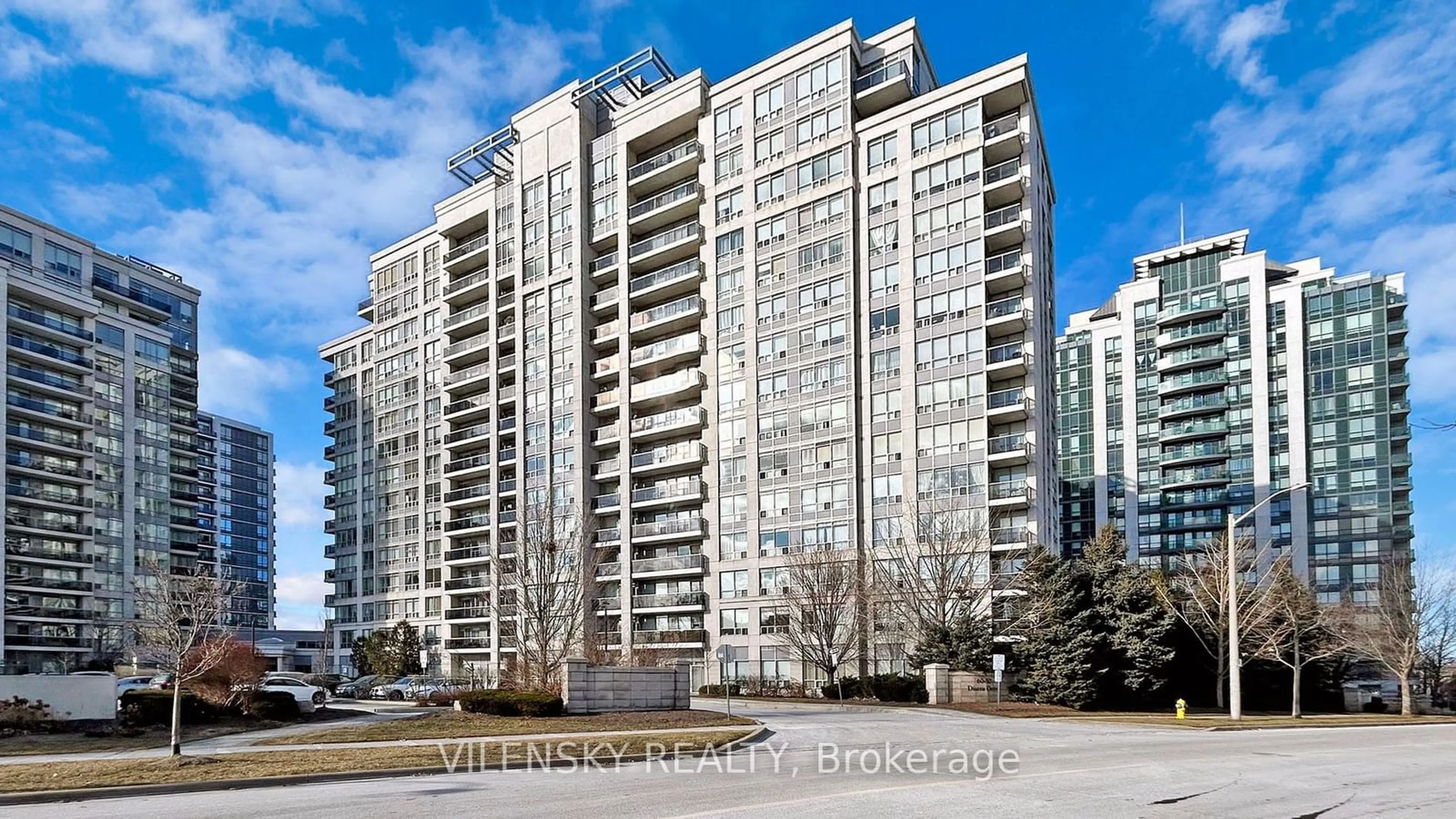 Unknown for 50 Disera Dr #309, Vaughan Ontario L4J 9E9