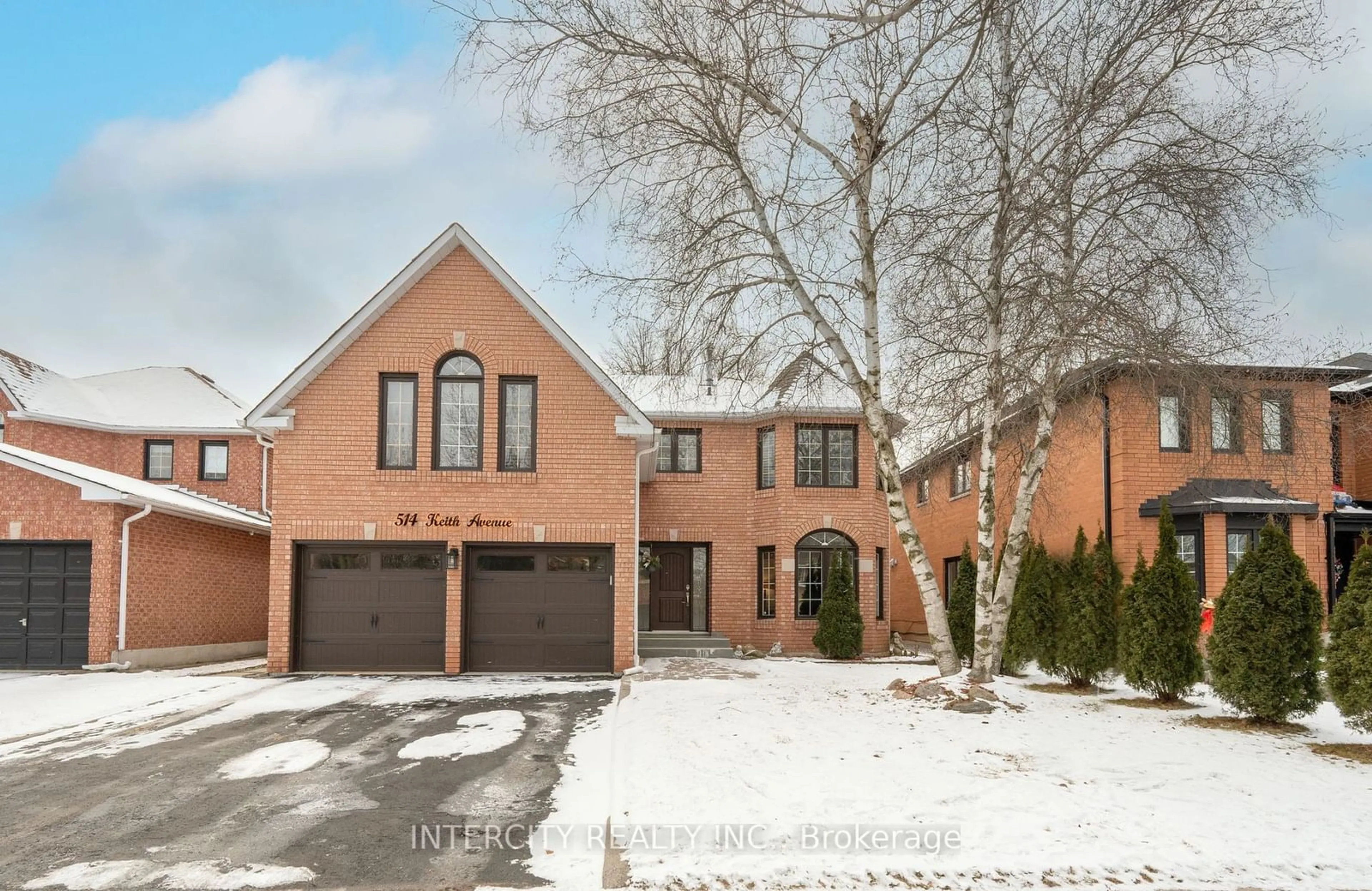 Home with brick exterior material, street for 514 Keith Ave, Newmarket Ontario L3X 1V4