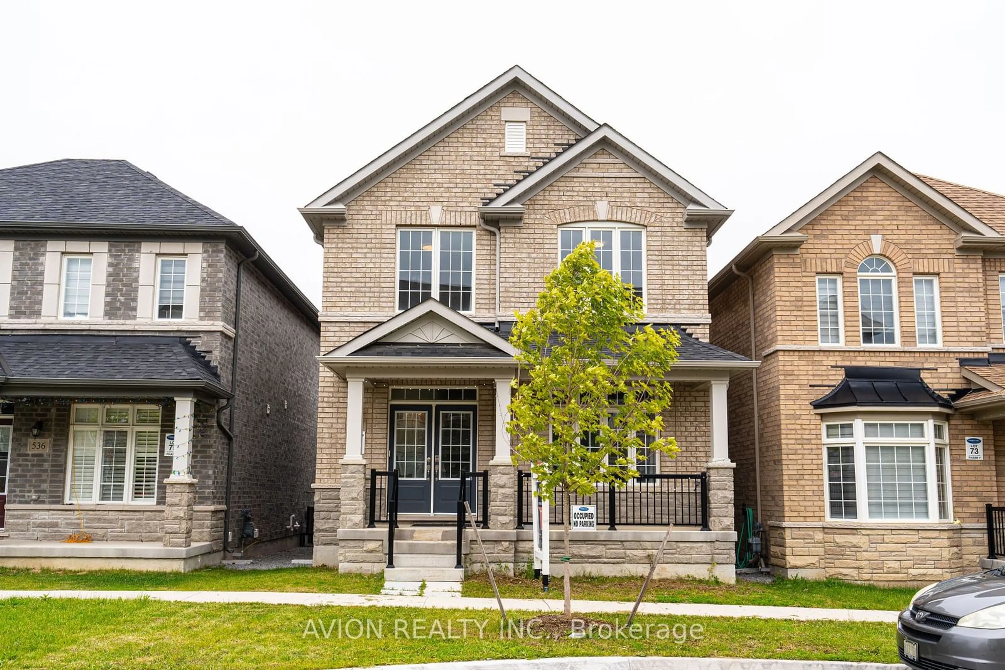 Home with brick exterior material, street for 538 White's Hill Ave, Markham Ontario L6B 1N9