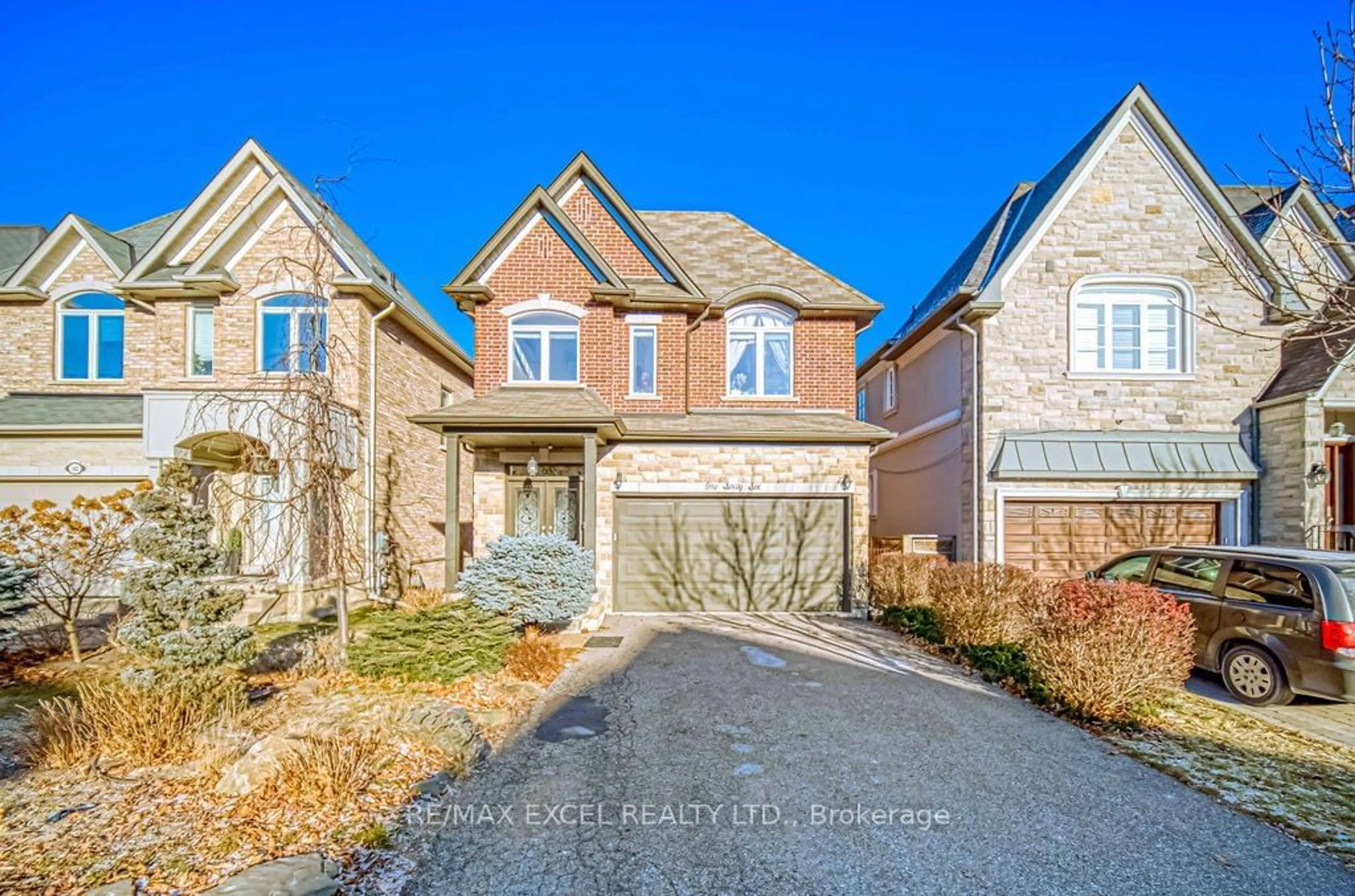 Home with brick exterior material, street for 166 Townsgate Dr, Vaughan Ontario L4J 8J5