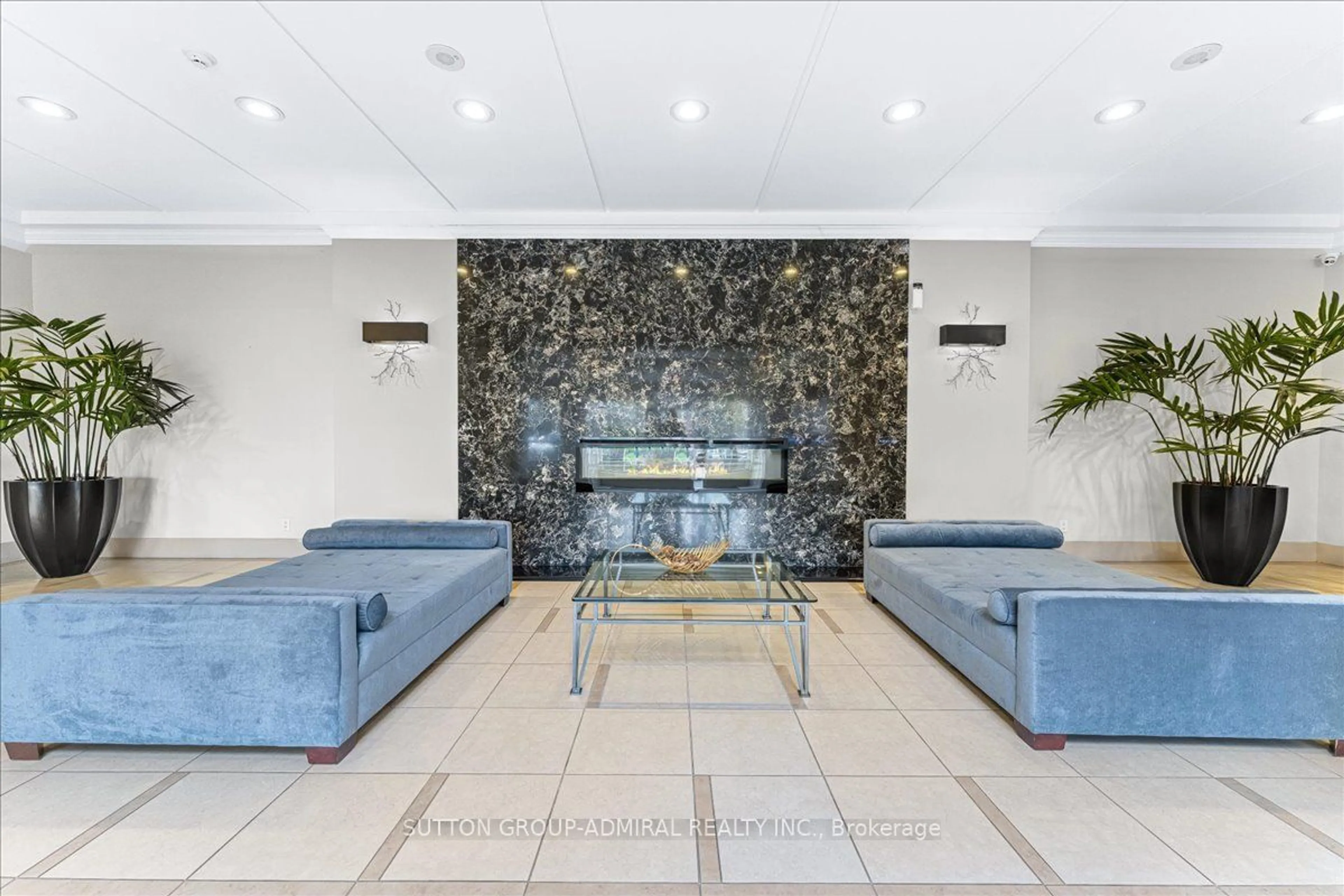 Lobby for 50 Disera Dr #307, Vaughan Ontario L4J 9E9