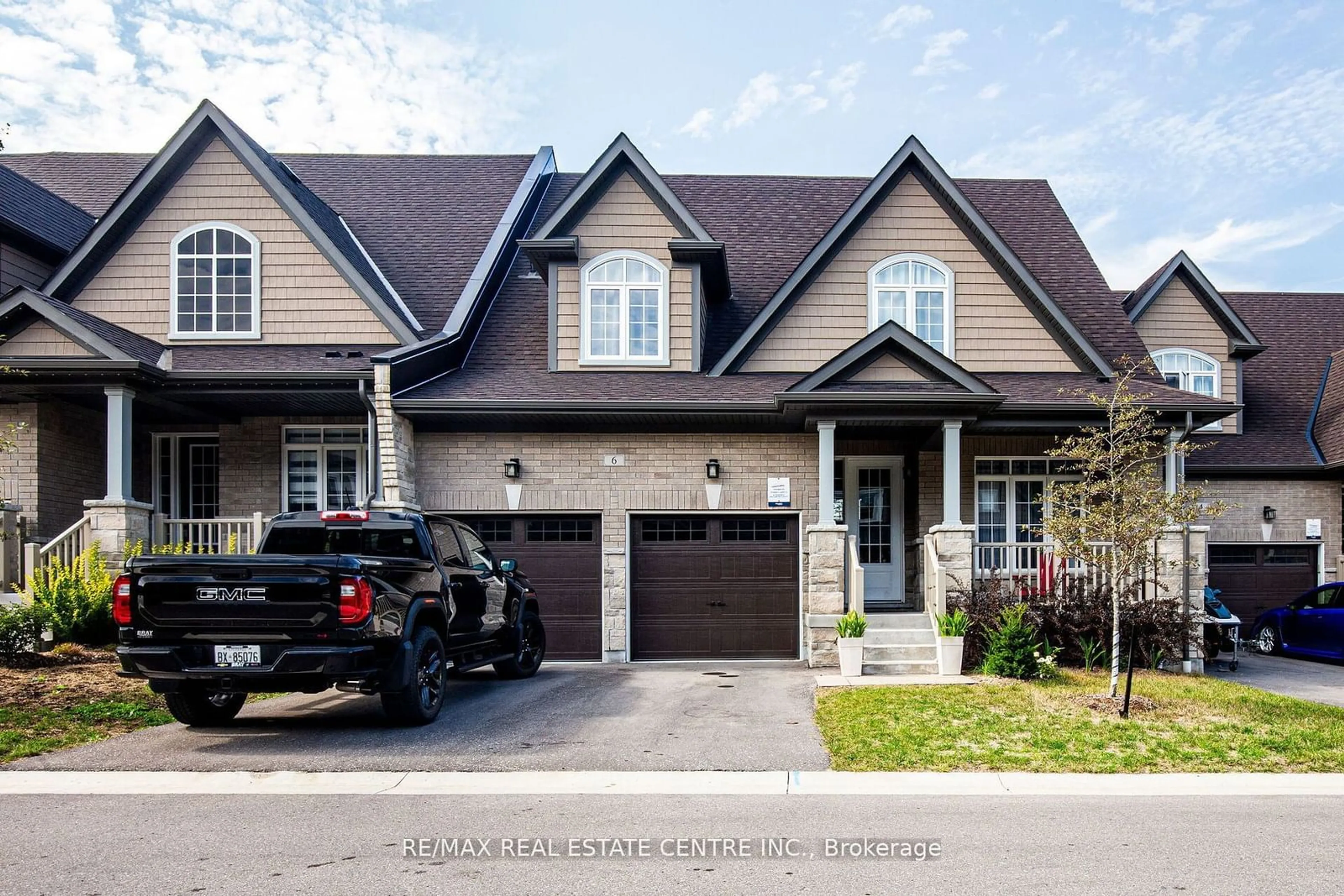 Home with brick exterior material, street for 6 Howard Williams Crt, Uxbridge Ontario L9P 0R2