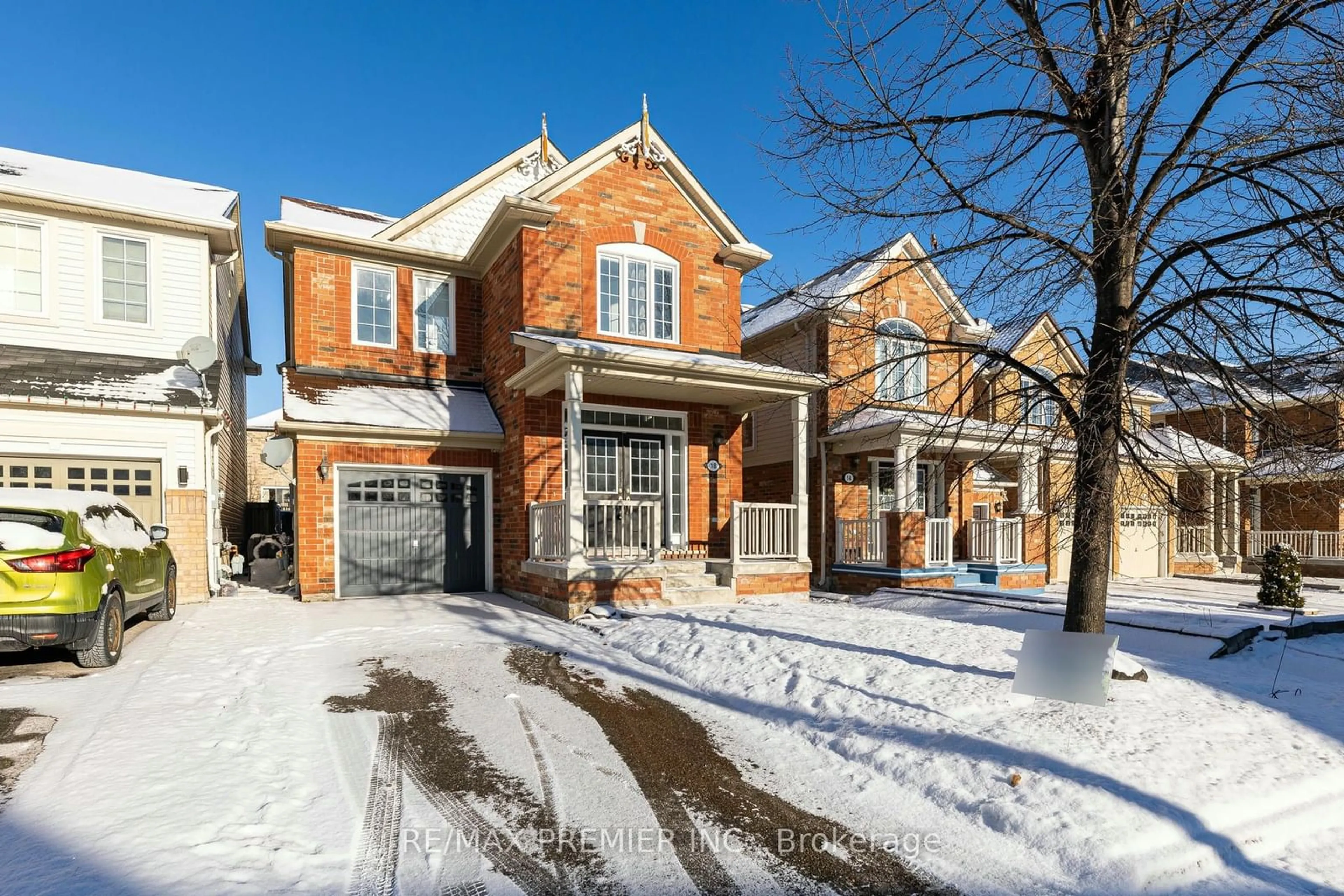 Home with brick exterior material, street for 18 Harry Sanders Ave, Whitchurch-Stouffville Ontario L4A 0J8