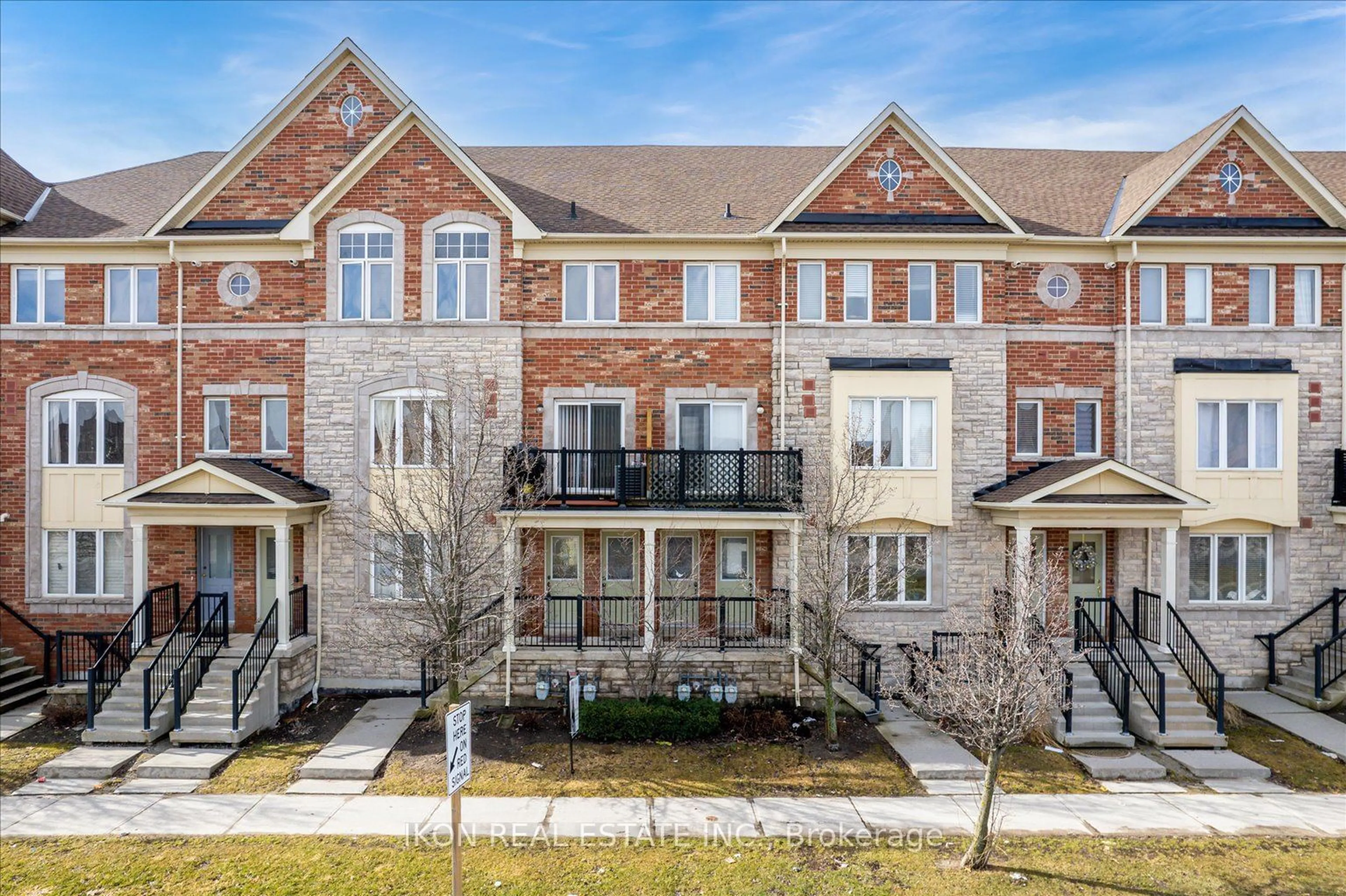 A pic from outside/outdoor area/front of a property/back of a property/a pic from drone, unknown for 2245 Bur Oak Ave #86, Markham Ontario L6E 0C2