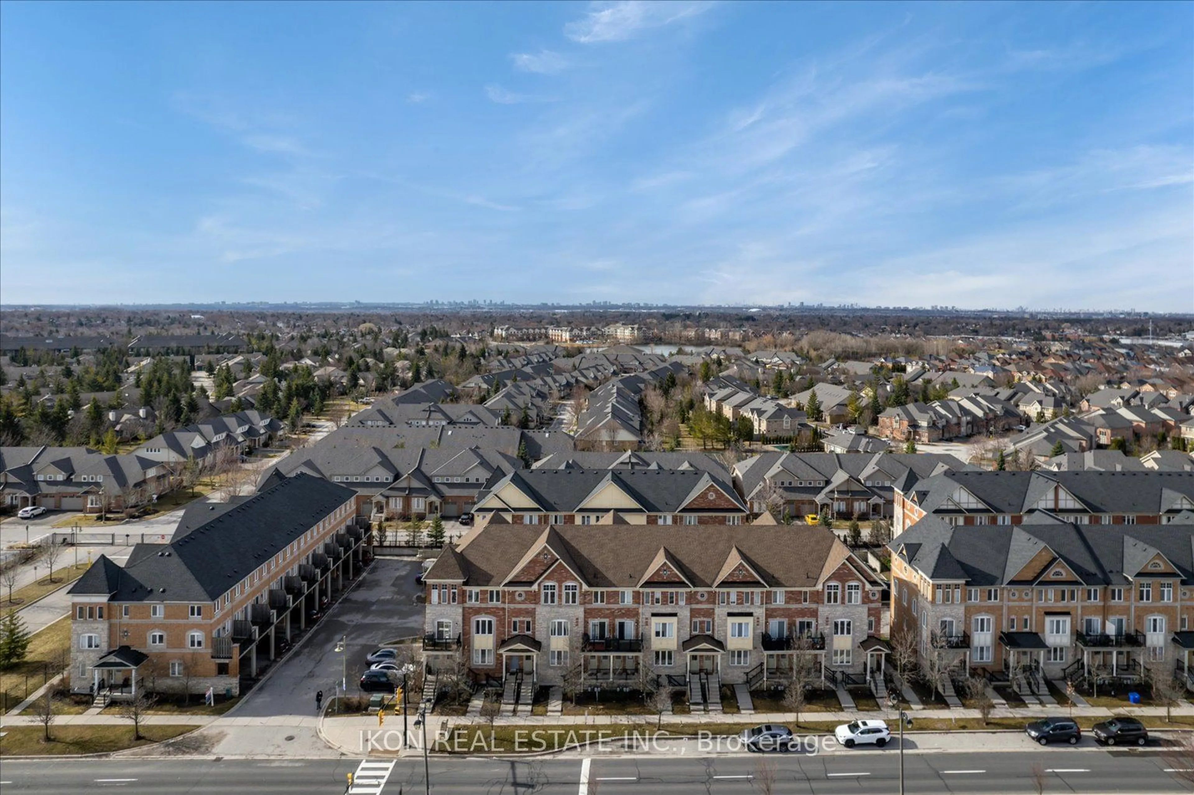 A pic from outside/outdoor area/front of a property/back of a property/a pic from drone, city buildings view from balcony for 2245 Bur Oak Ave #86, Markham Ontario L6E 0C2