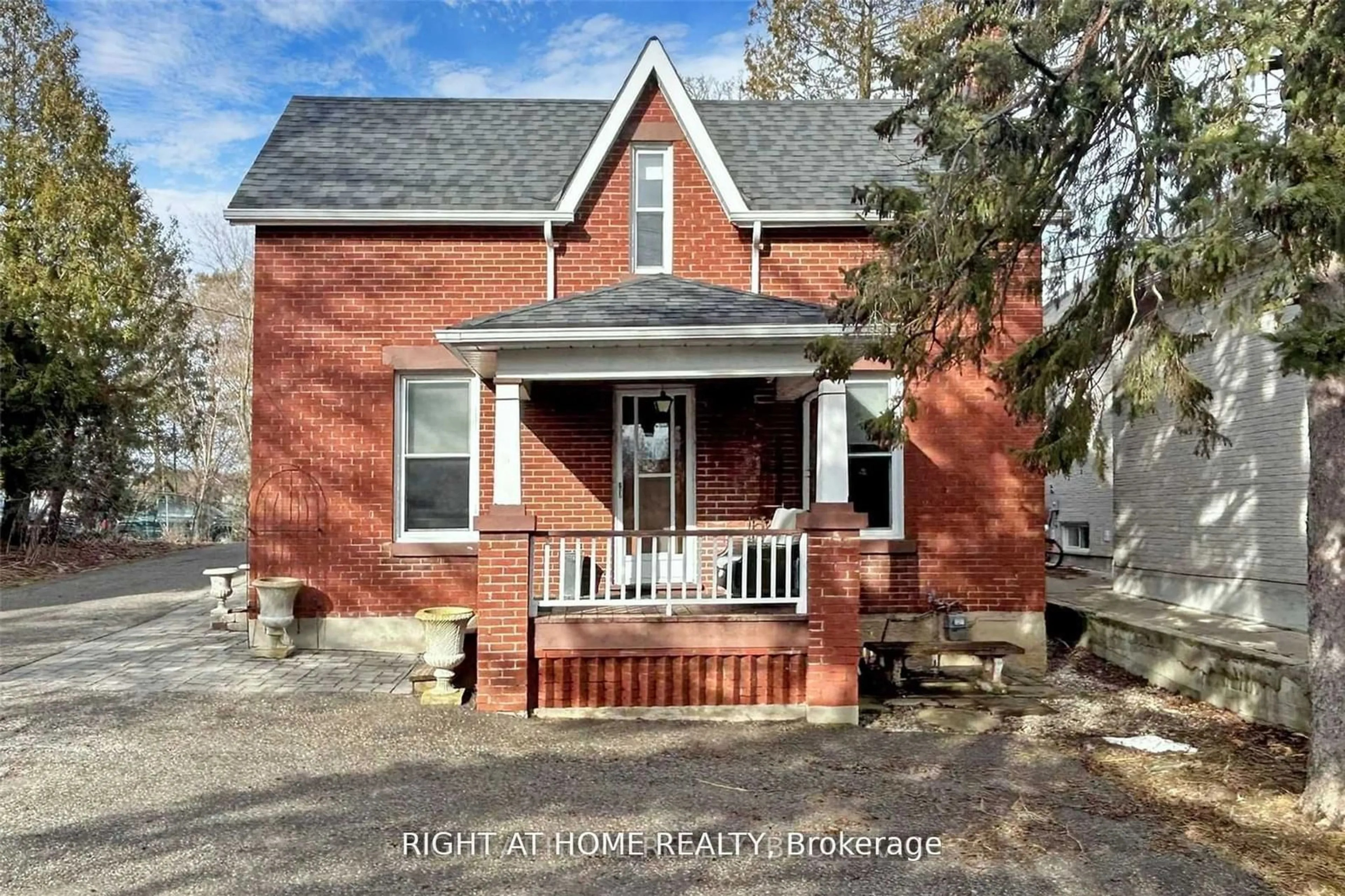 Home with brick exterior material, street for 13066 Keele St, King Ontario L7B 1H8