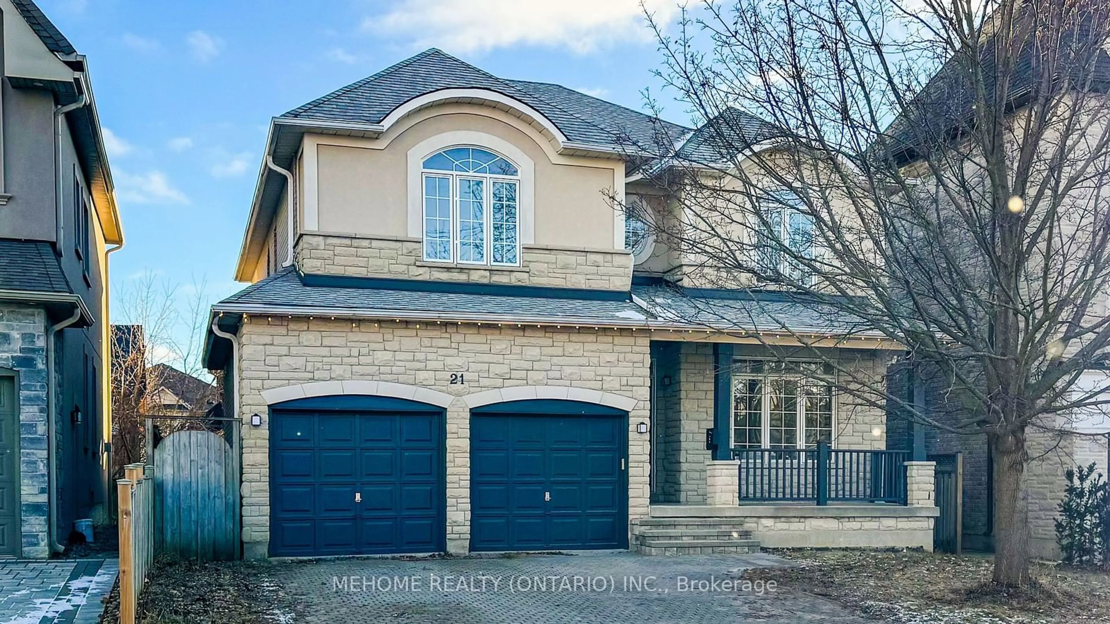 Home with brick exterior material, street for 21 Oak Ave, Richmond Hill Ontario L4C 6R5