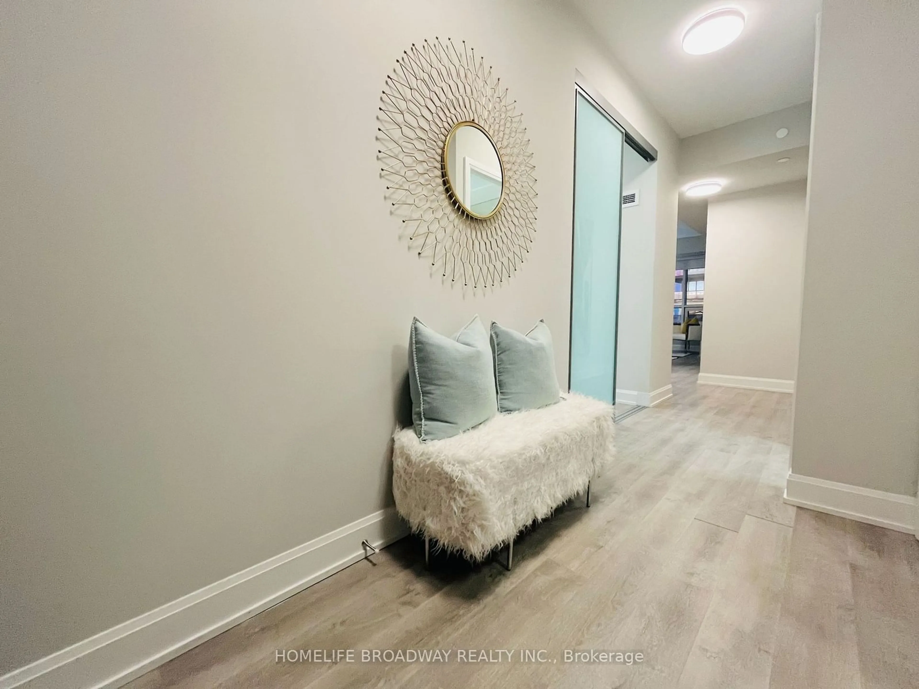 Indoor entryway for 38 Gandhi Lane #1010, Markham Ontario L3T 0G9