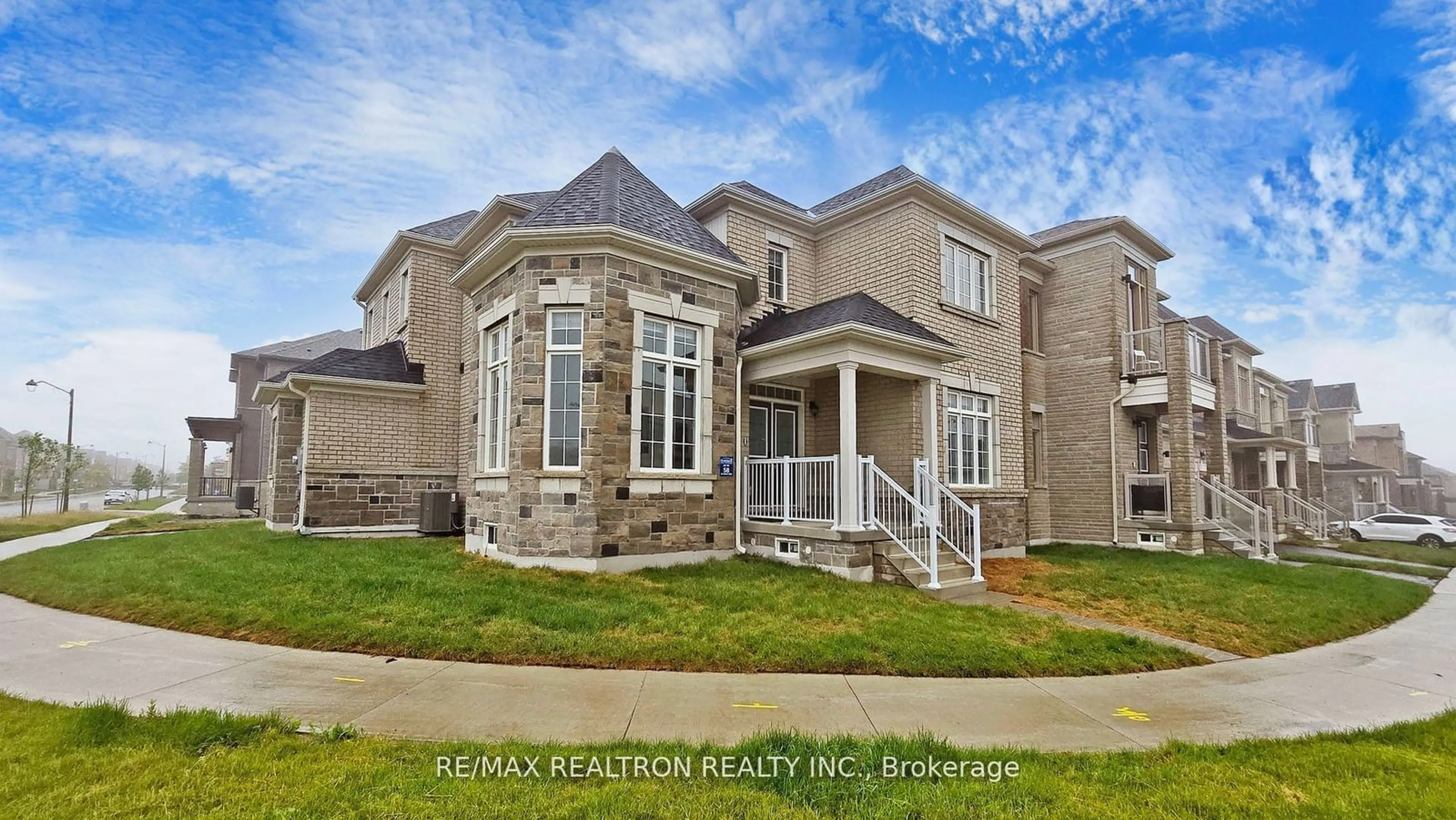 Home with brick exterior material, street for 194 Mckean Dr, Whitchurch-Stouffville Ontario L4A 0R8