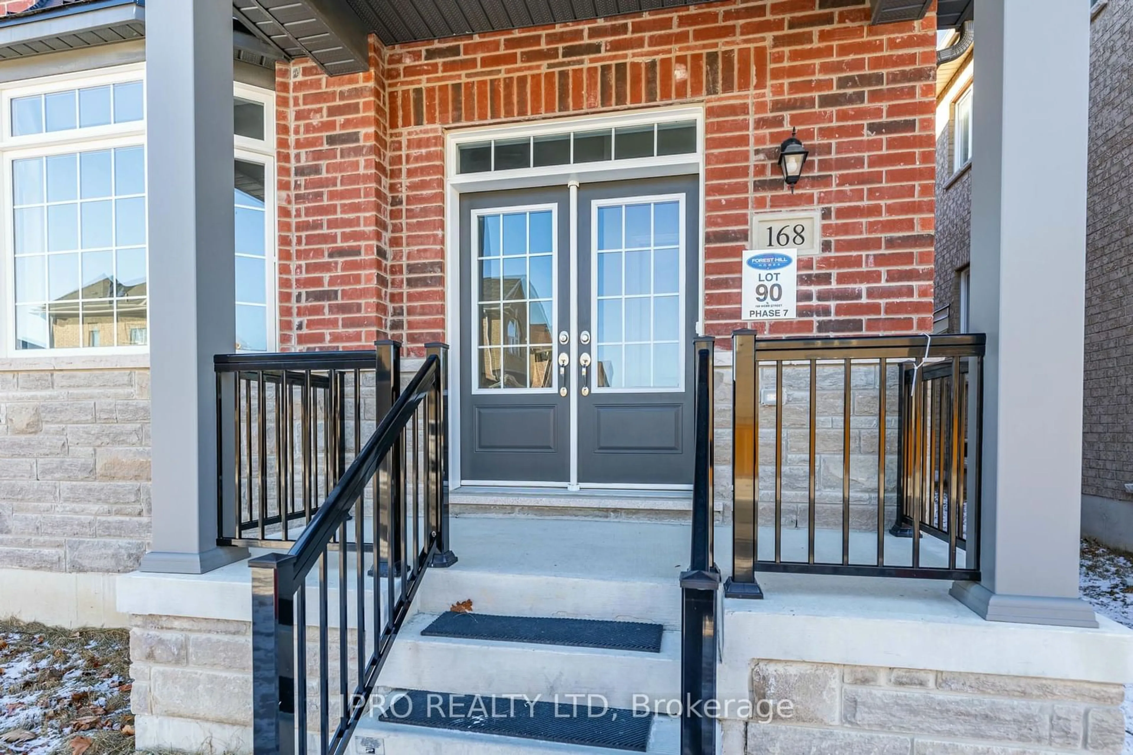 Indoor entryway for 168 Webb St, Markham Ontario L6B 0Z3