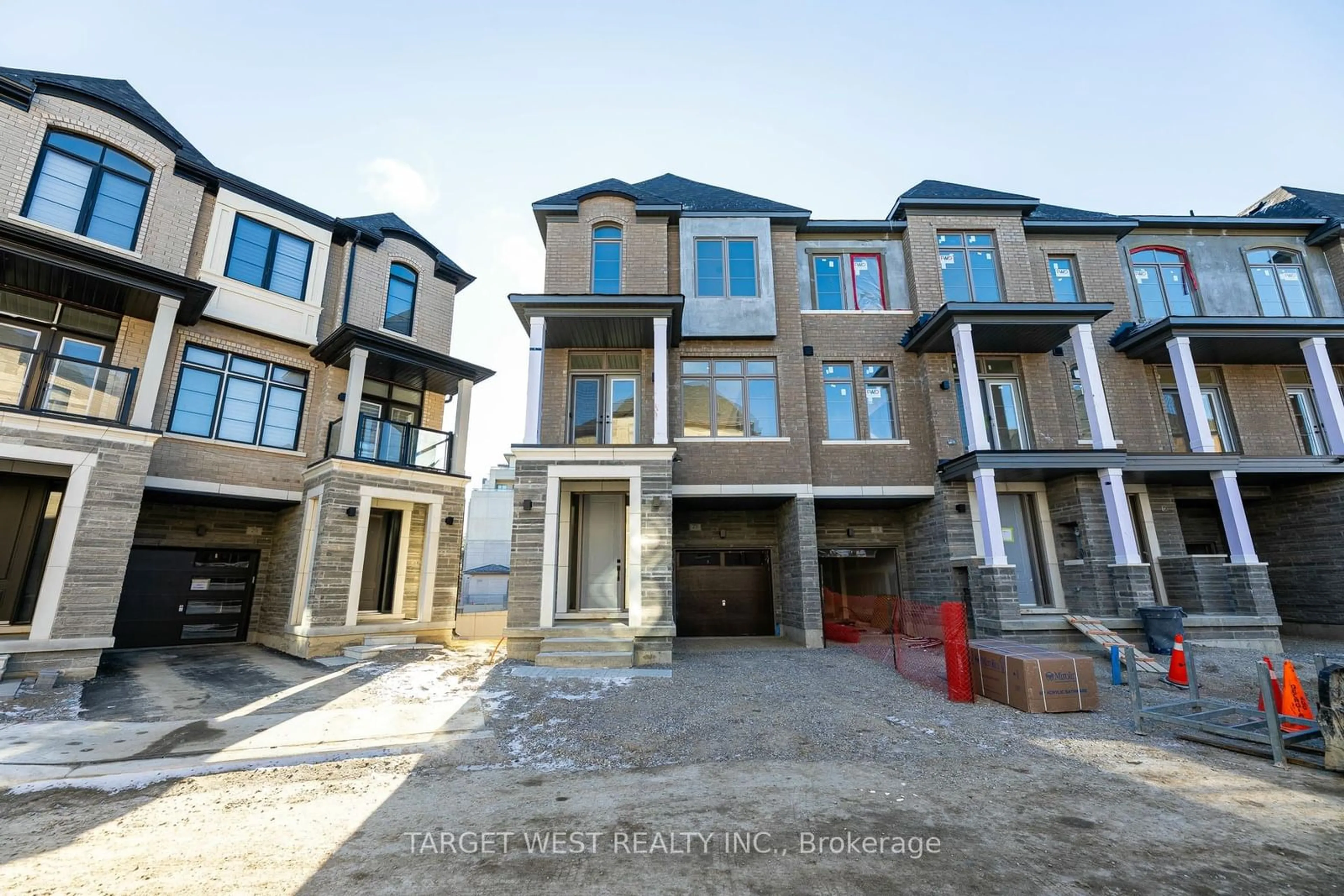 Unknown for 23 Archambault Way, Vaughan Ontario L4H 5G4